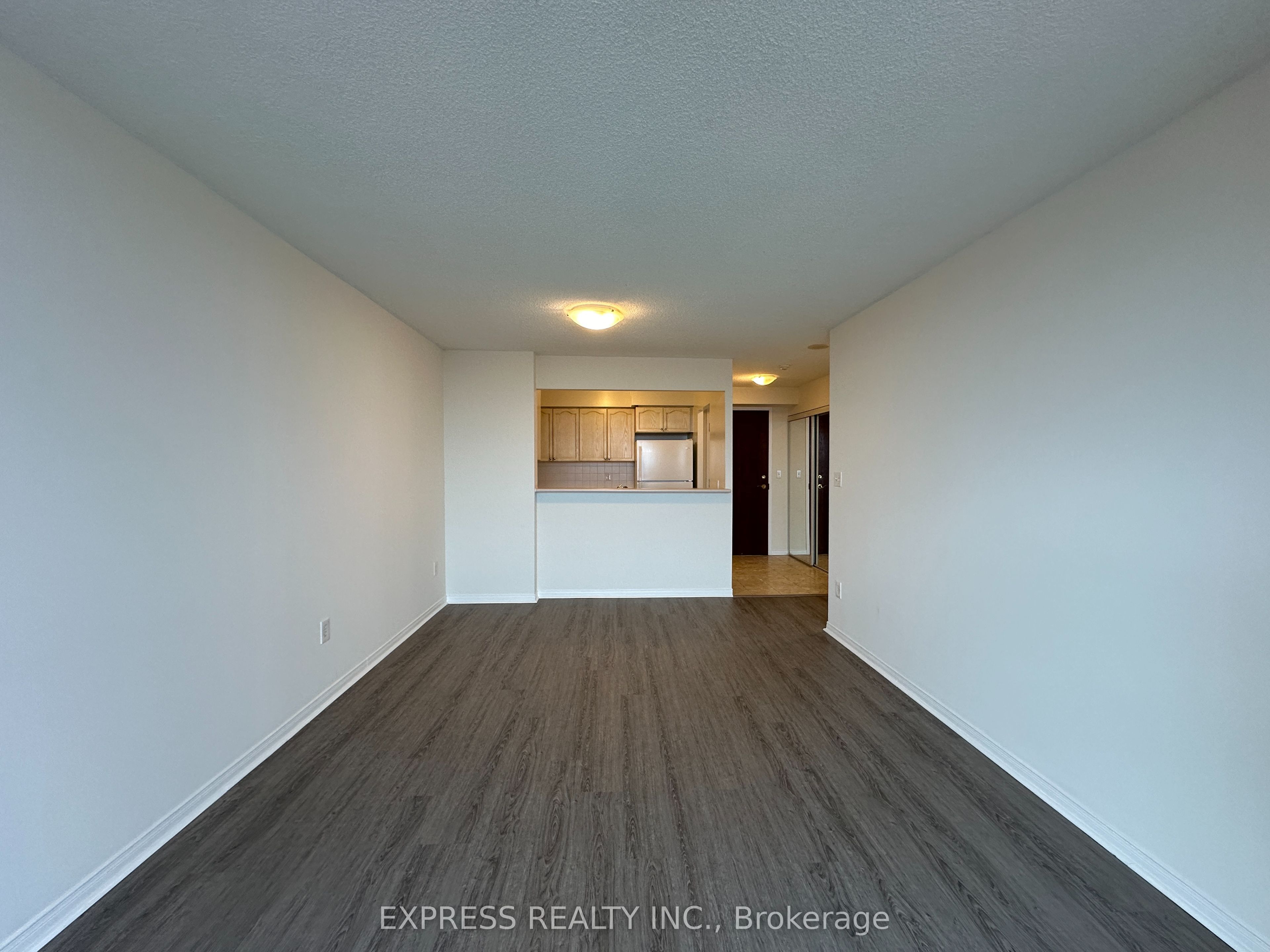39 Pemberton Avenue Lph12, Toronto, ON M2M 4L6 photo 2