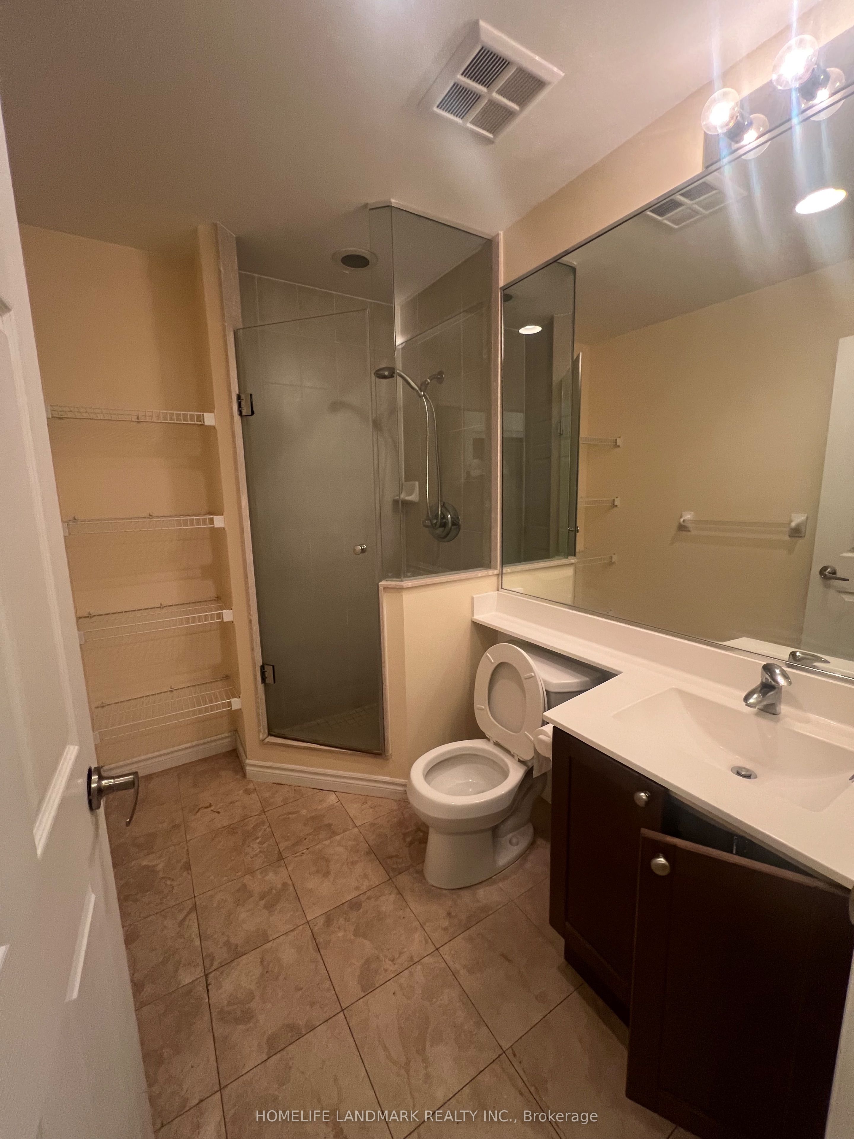 761 Bay Street 3110, Toronto, ON M5G 2R2 photo 5