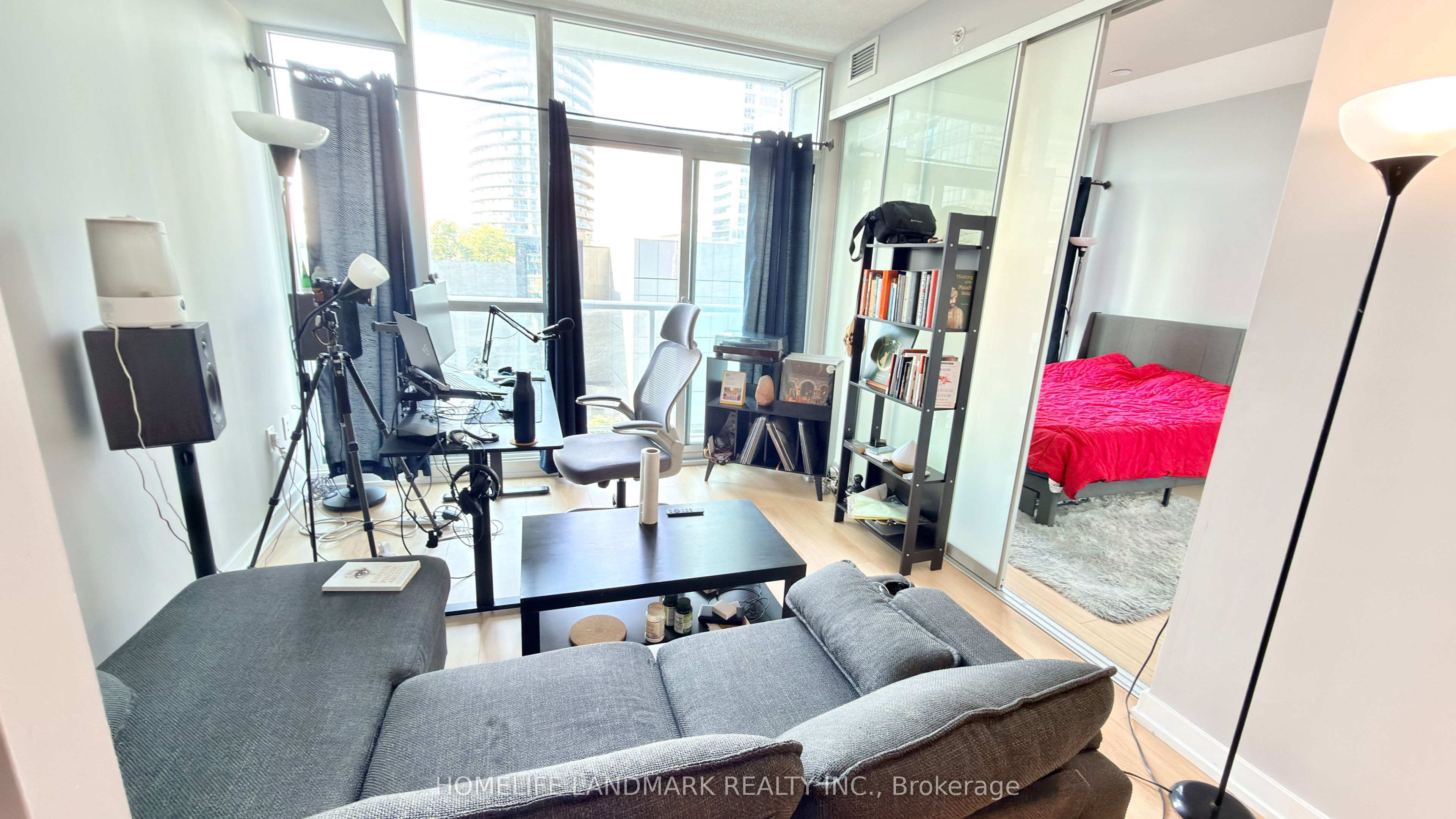 85 Queens Wharf Road 703, Toronto, ON M5V 0J9 photo 4