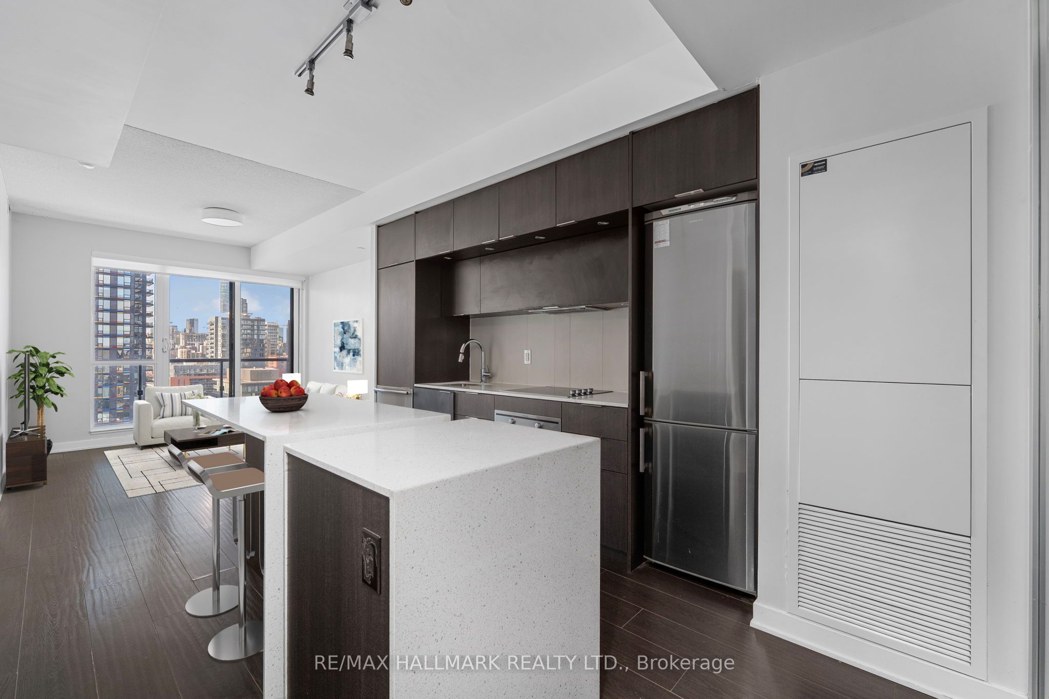 170 Sumach Street 1407, Toronto, ON M5A 0C3 photo 5