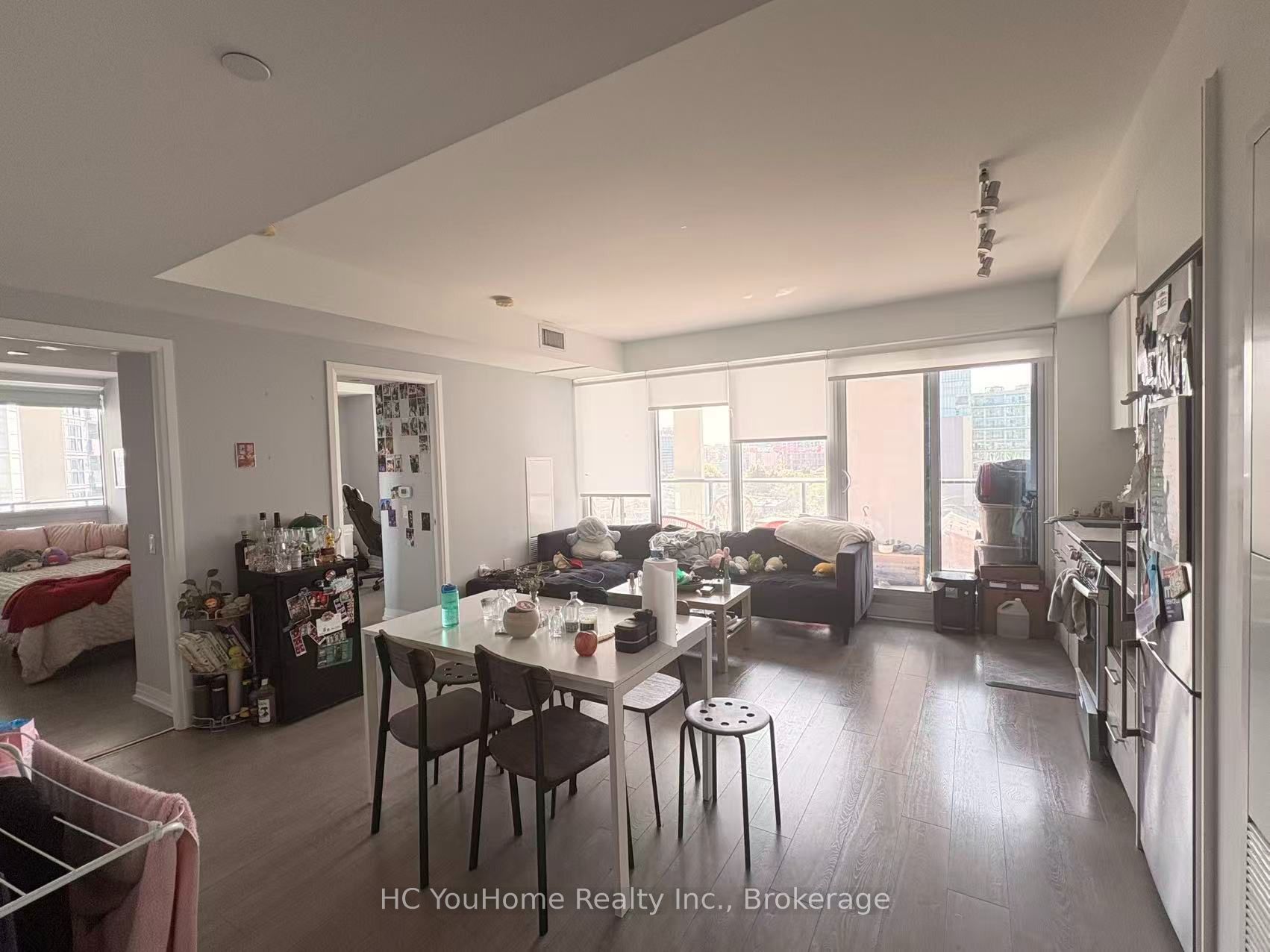 251 Jarvis Street 816, Toronto, ON M5B 0C3 photo 3