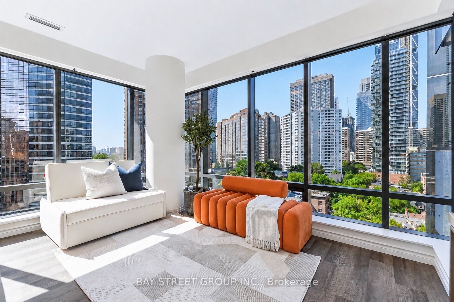 5 St Joseph Street 908, Toronto, ON M4Y 0B6