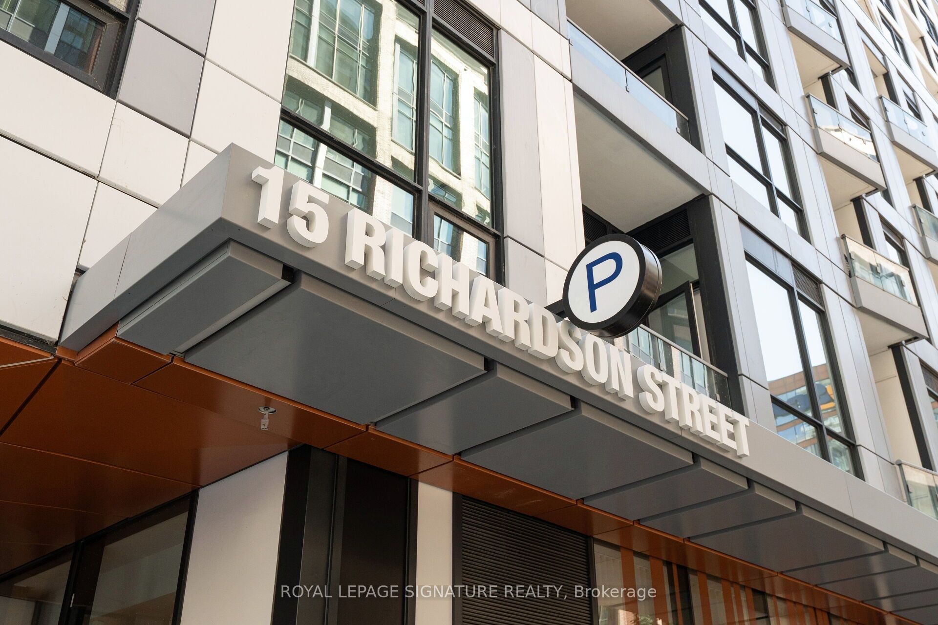 15 Richardson Street 1304, Toronto, ON M5A 0Y5 photo 2