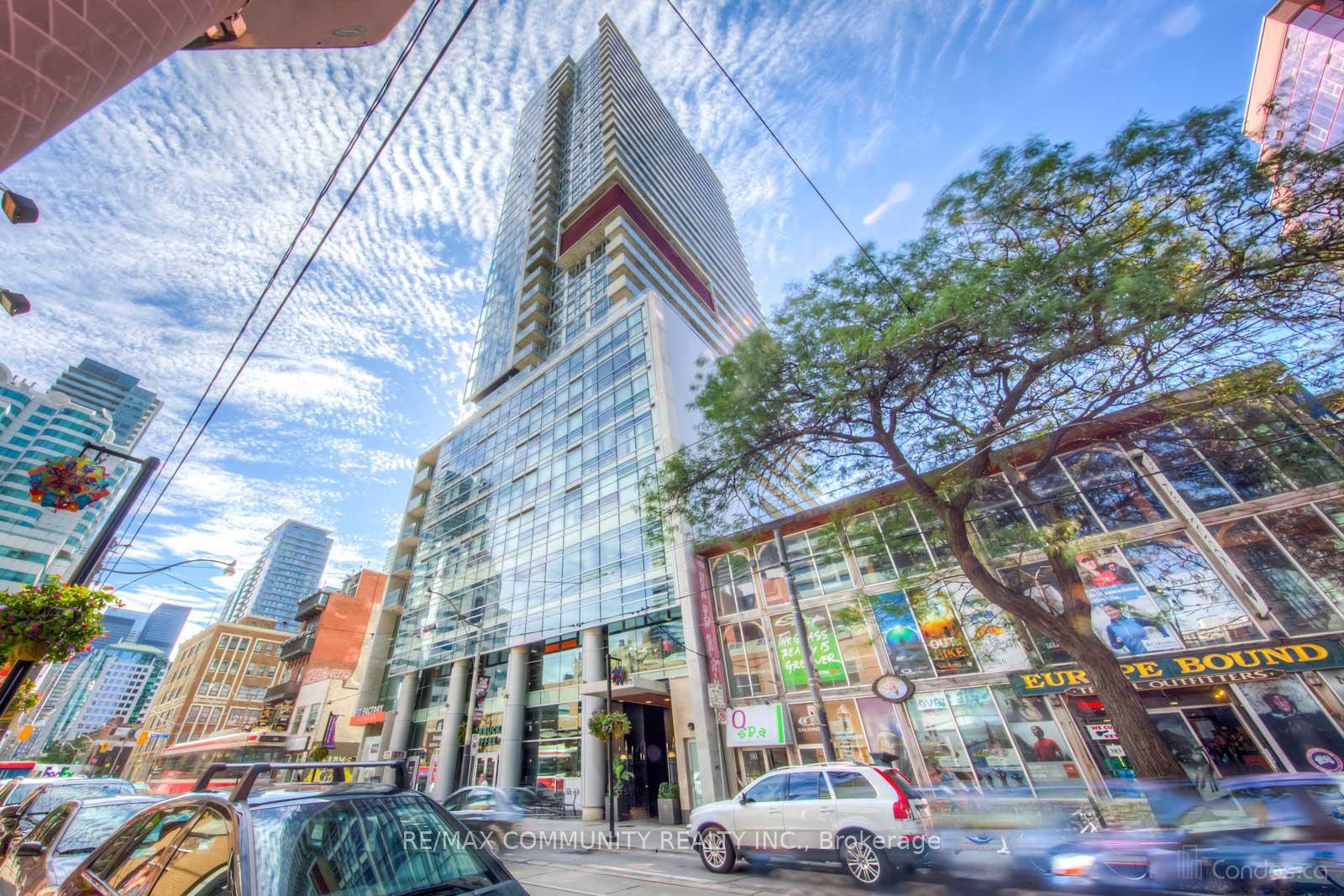 375 King Street W 1708, Toronto, ON M5V 1K1