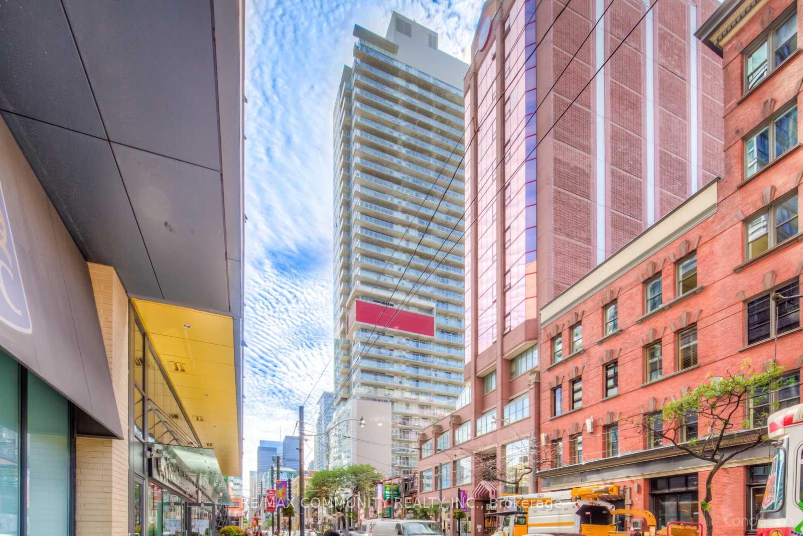 375 King Street W 1708, Toronto, ON M5V 1K1 photo 3