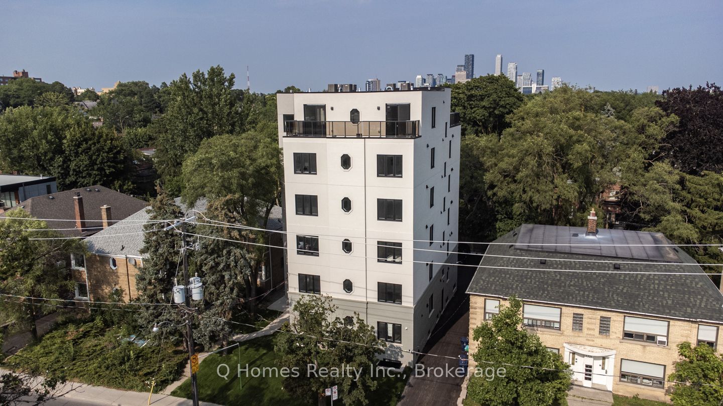 1725 Bathurst Street 202, Toronto, ON M5P 3K4 photo 2