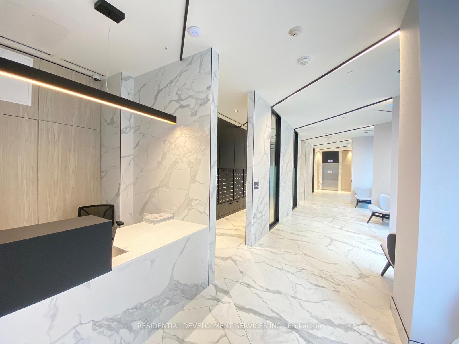 30 Tretti Way 706, Toronto, ON M3H 0E3 photo 3