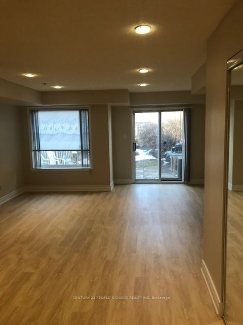 988 Sheppard Avenue W 1, Toronto, ON M3H 2T6 photo 2