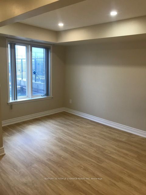 988 Sheppard Avenue W 1, Toronto, ON M3H 2T6 photo 4