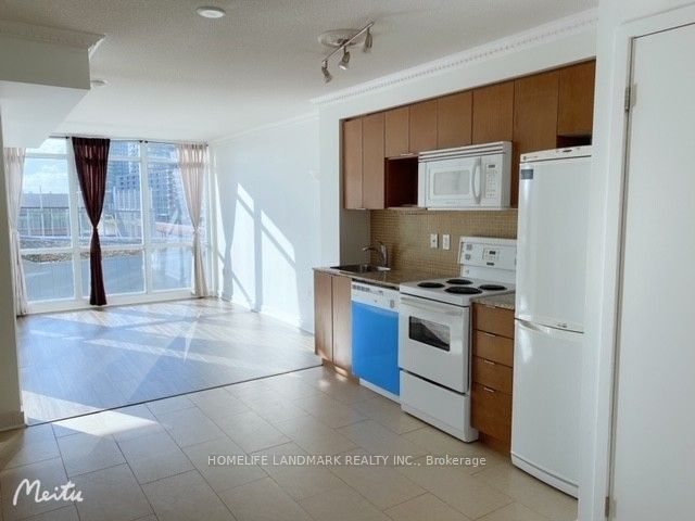15 Fort York Boulevard 701, Toronto, ON M5V 3Y4 photo 3