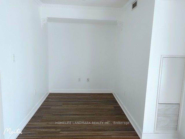 15 Fort York Boulevard 701, Toronto, ON M5V 3Y4 photo 5