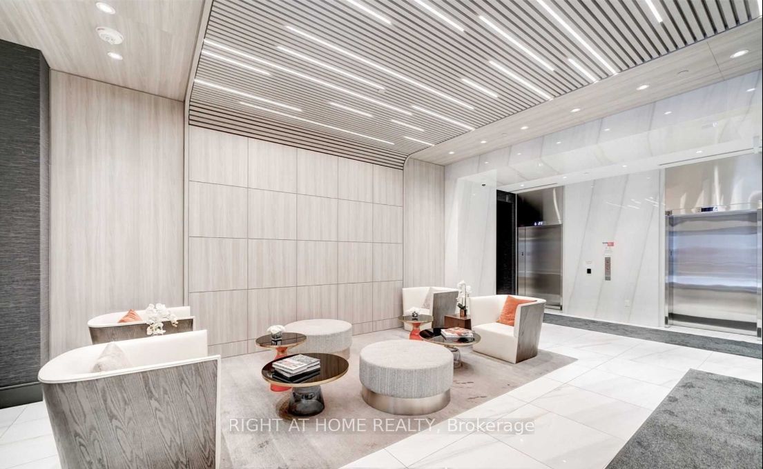 75 Canterbury Place 3, Toronto, ON M2N 0L2 photo 3