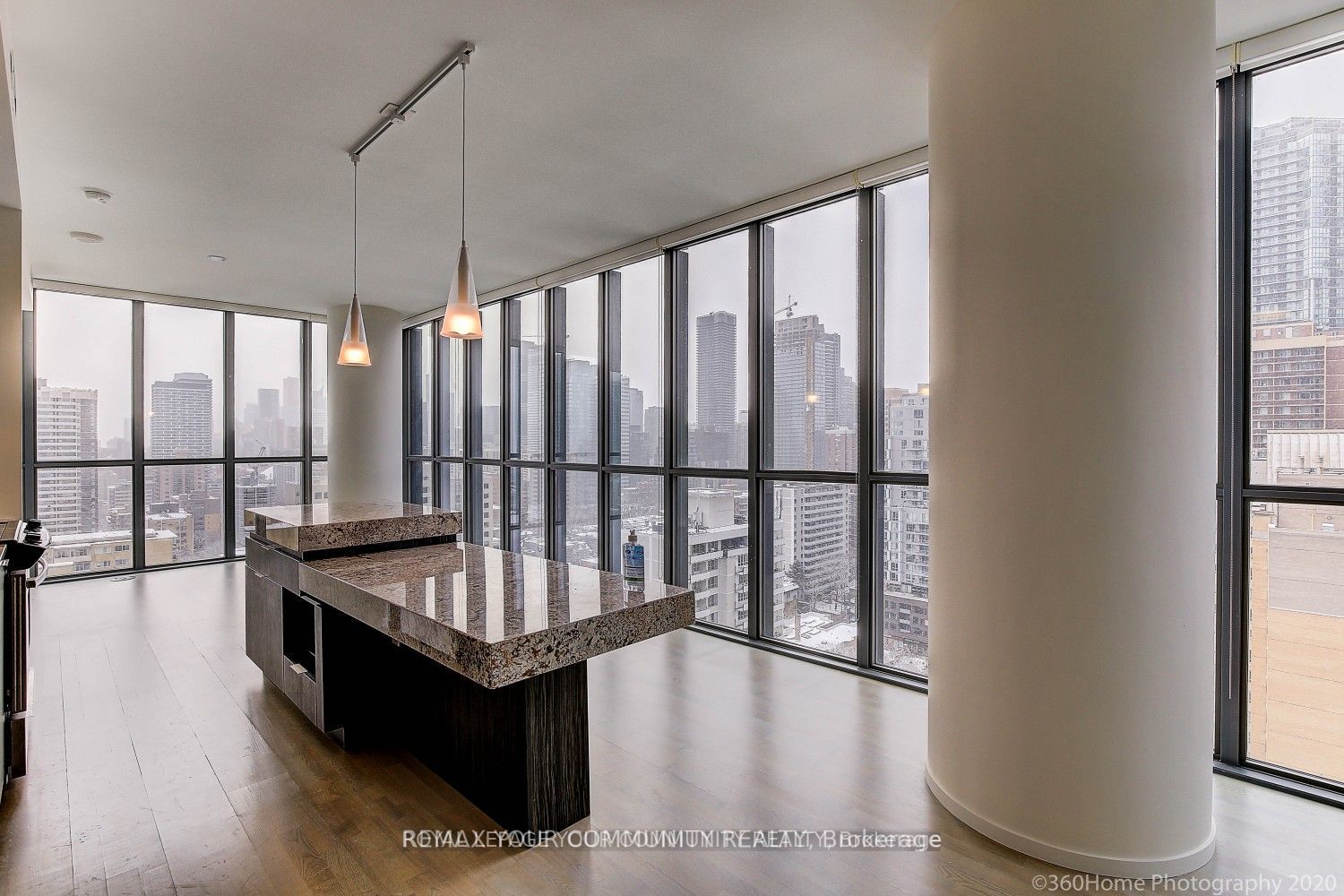 101 Charles Street 1604, Toronto, ON M4Y 0A9 photo 4