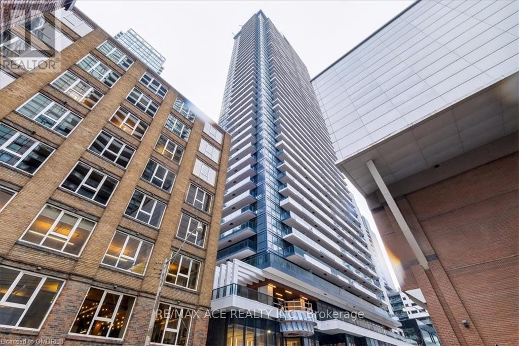 38 Widmer Street 4011, Toronto, ON M5V 0P7 photo 2