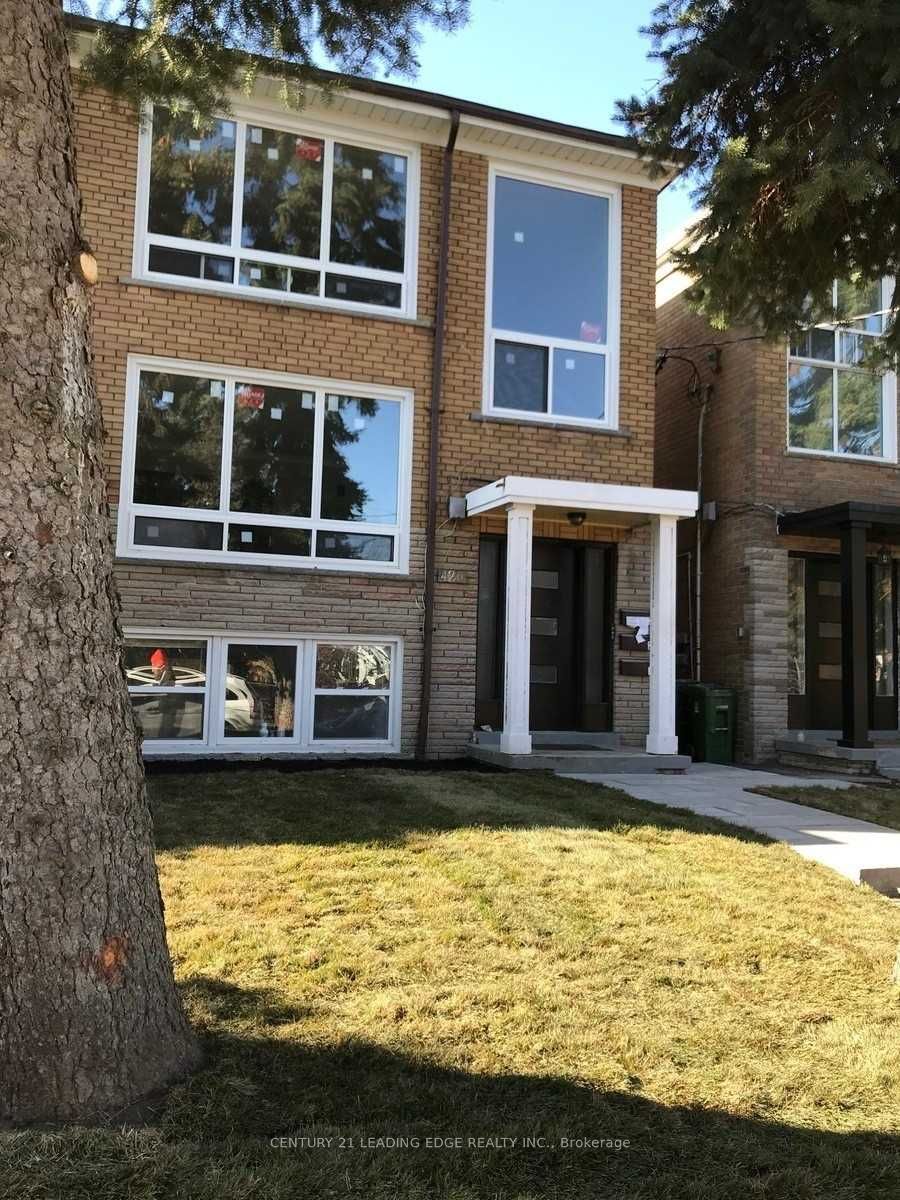 426 Arlington Avenue Unit #2, Toronto, ON M6C 3A2 photo 2