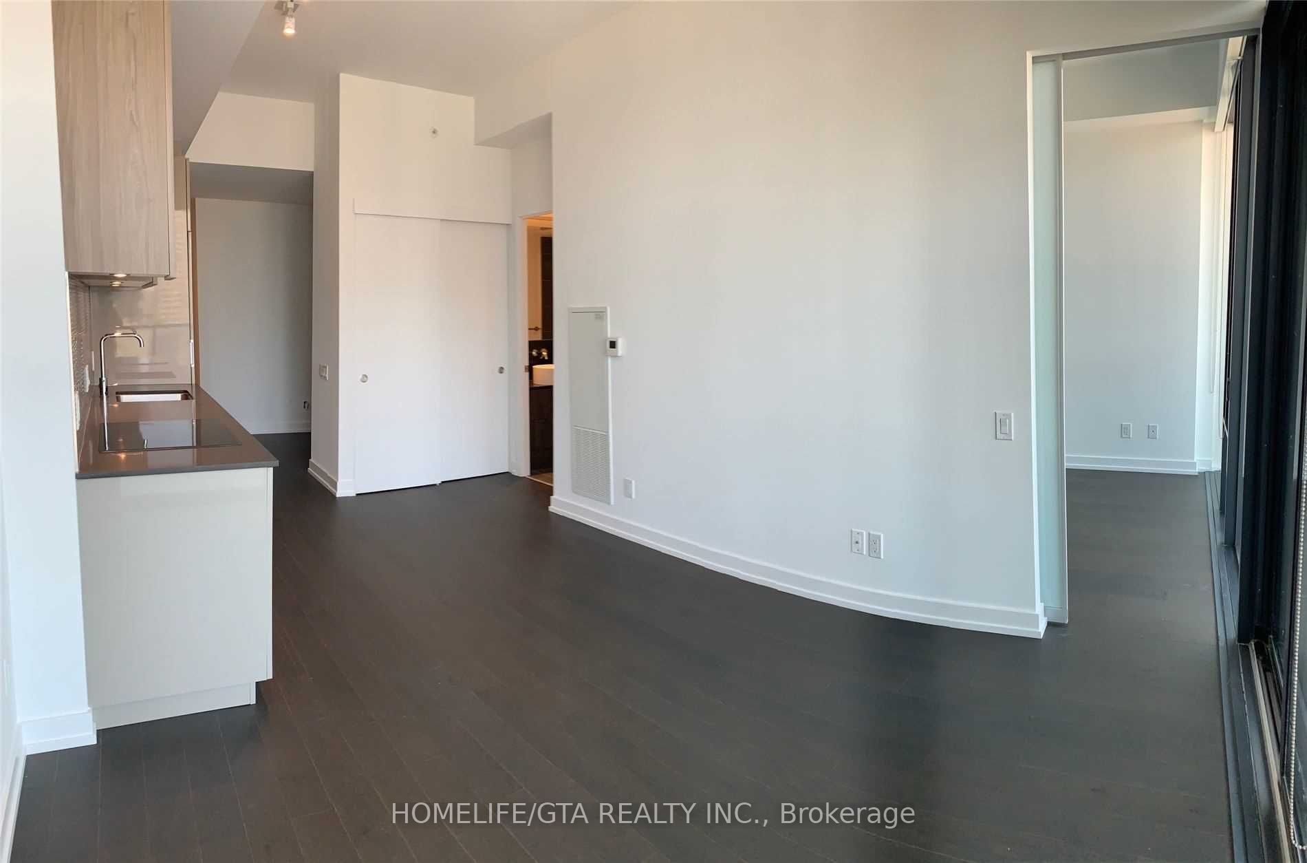 161 Roehampton Avenue 2114, Toronto, ON M4P 1P9 photo 5