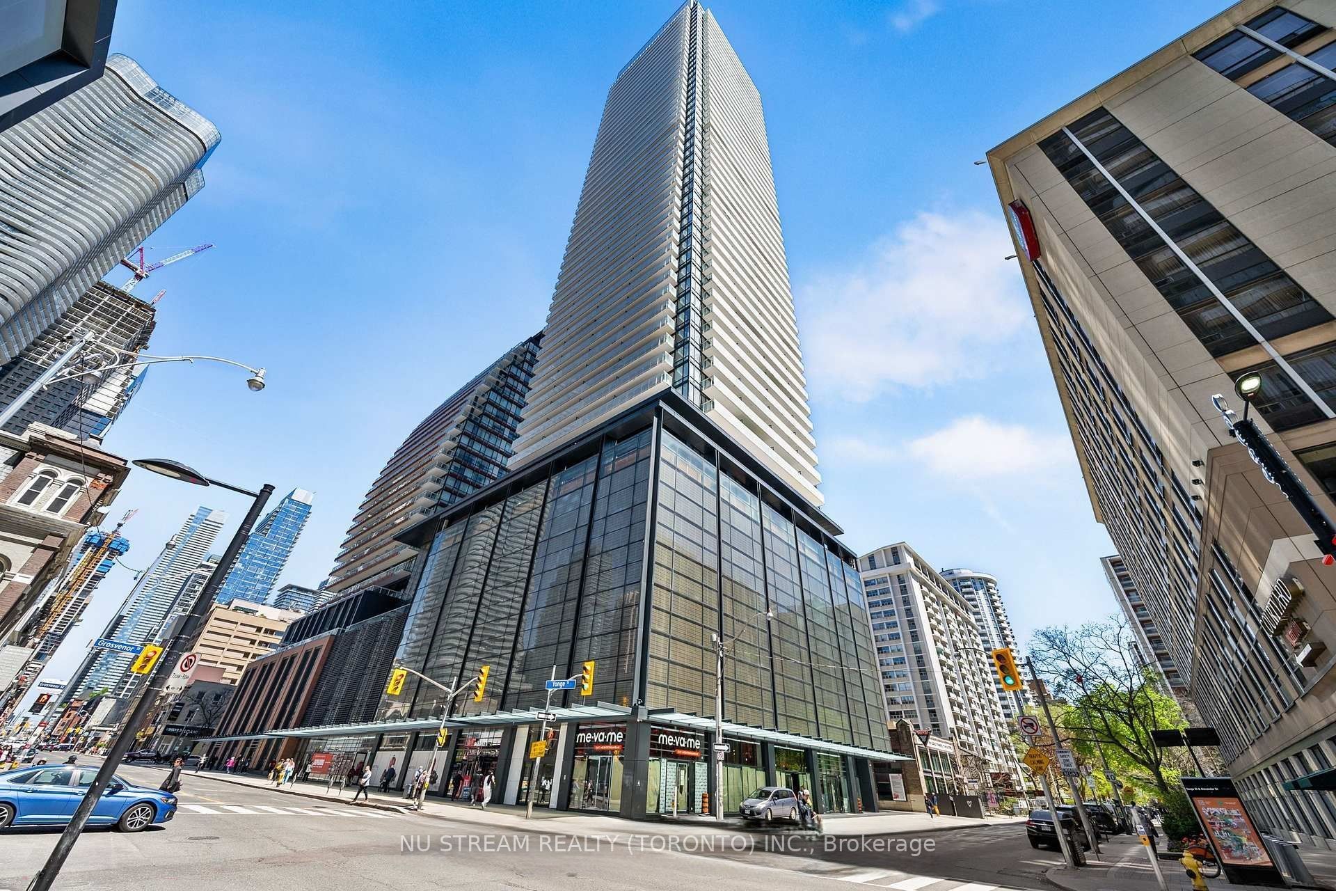 501 Yonge Street 1710, Toronto, ON M4Y 0G8