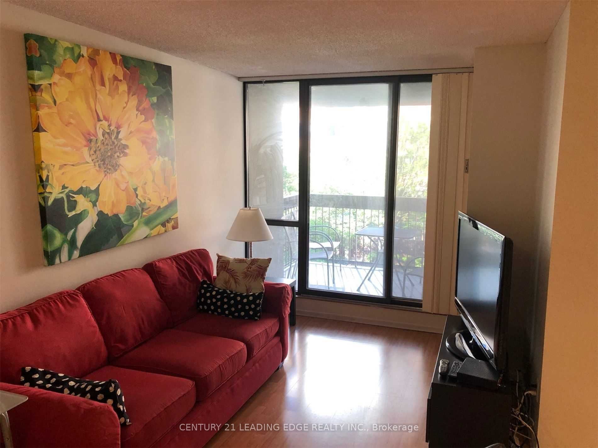 49 Mccaul Street 461, Toronto, ON M5T 2W7 photo 3