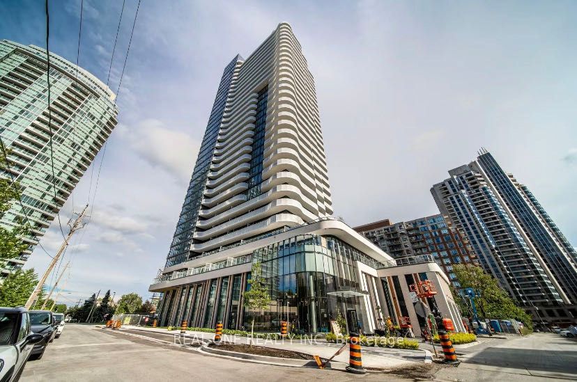 15 Holmes Avenue 1010, Toronto, ON M2N 0L4