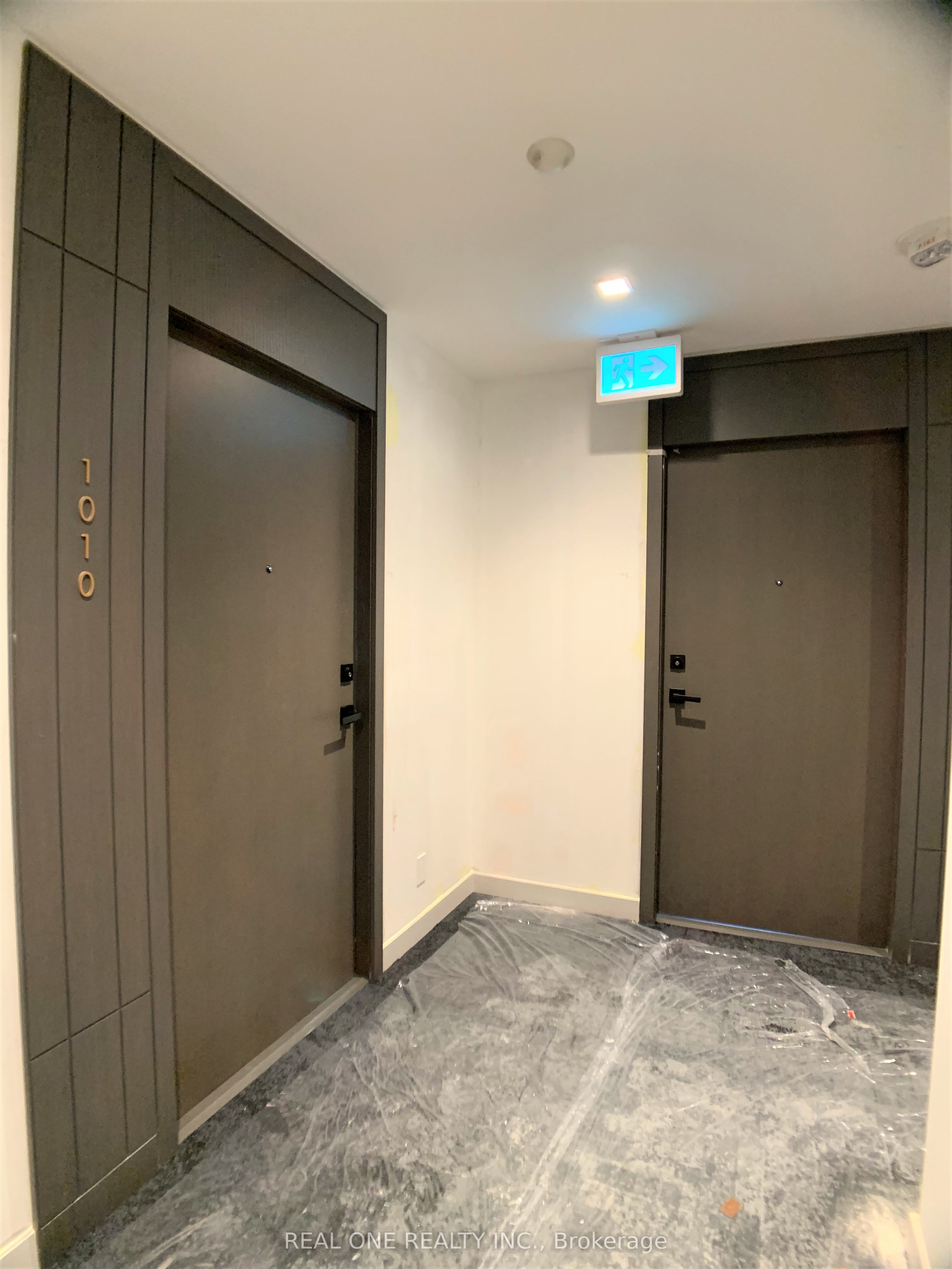 15 Holmes Avenue 1010, Toronto, ON M2N 0L4 photo 4