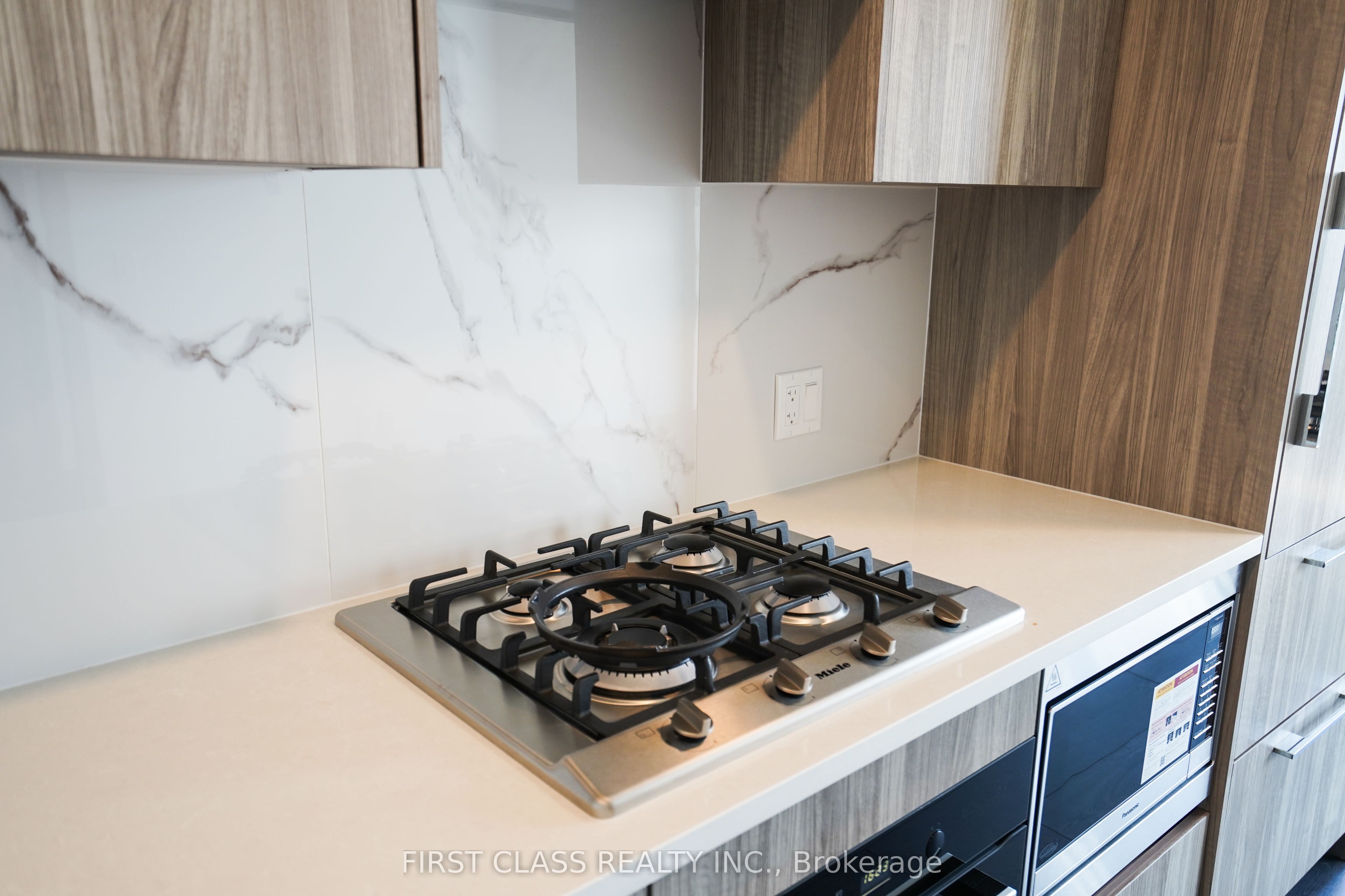 68 Esther Shiner Boulevard 2216, Toronto, ON M2K 0J6 photo 5