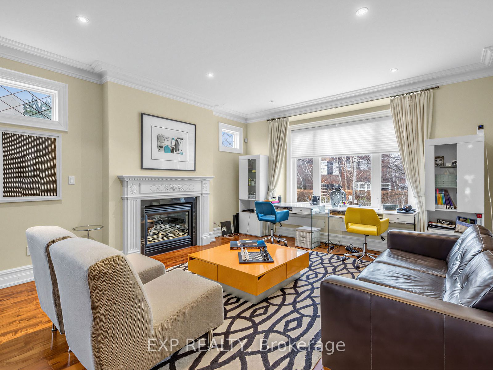 241 Poplar Plains Street, Toronto, ON M4V 2N8 photo 4