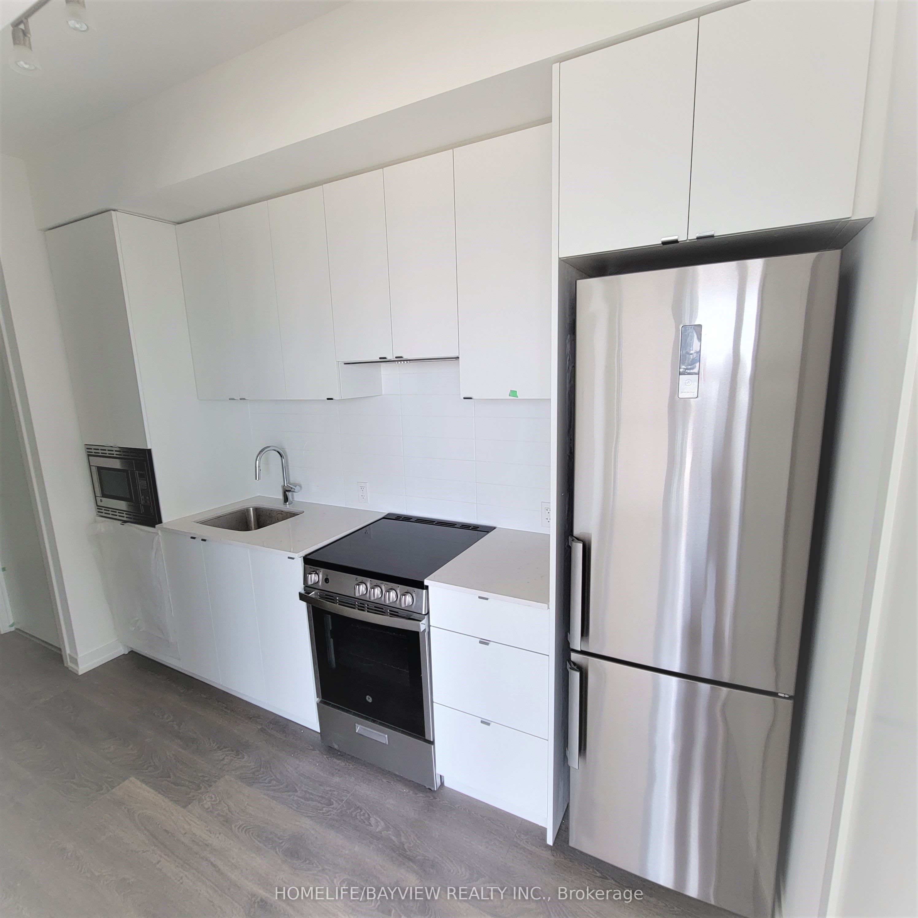 49 East Liberty Street 2409, Toronto, ON M6K 0B2 photo 3