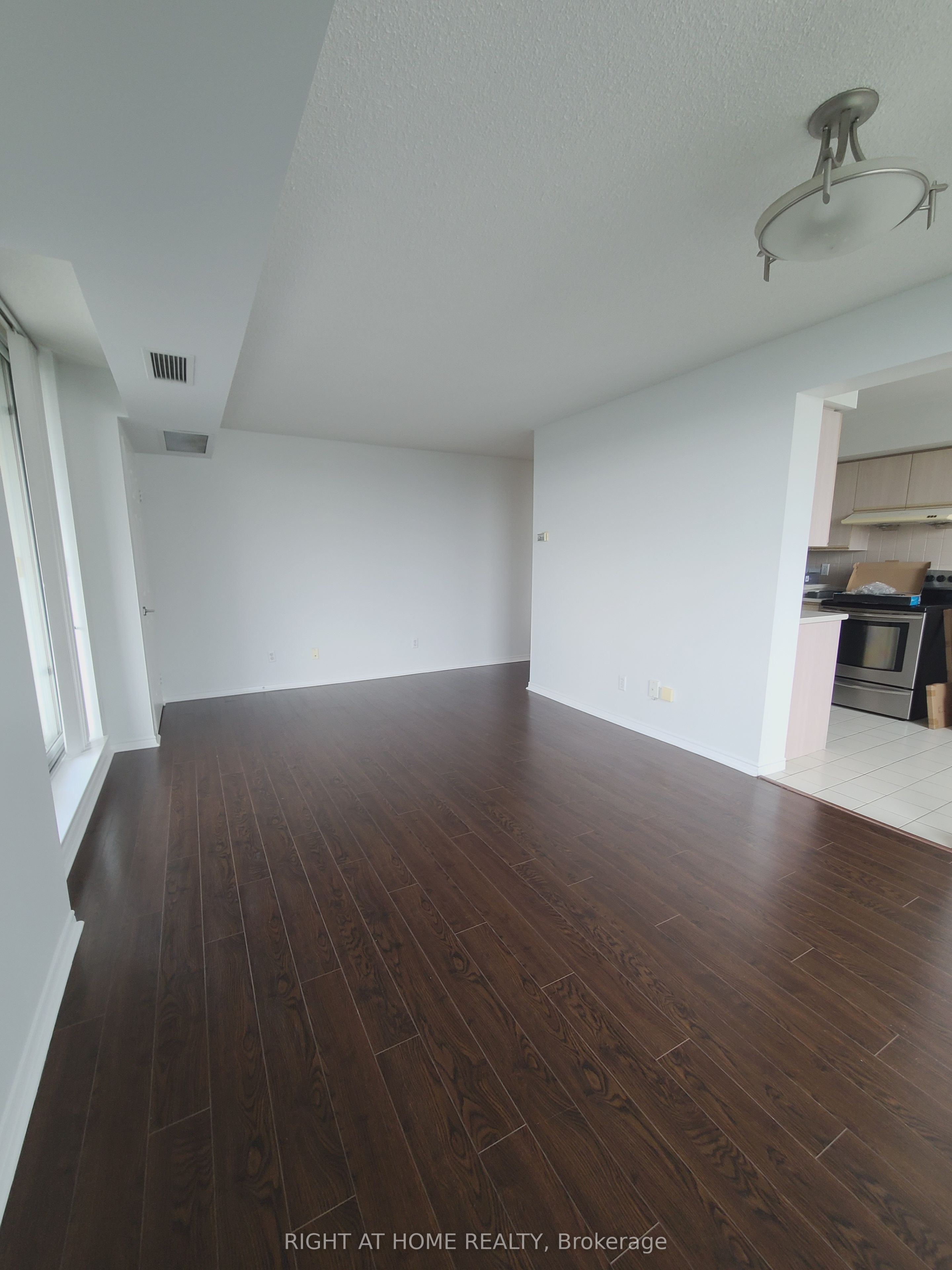 35 Empress Avenue 2002, Toronto, ON M2N 6T3 photo 4