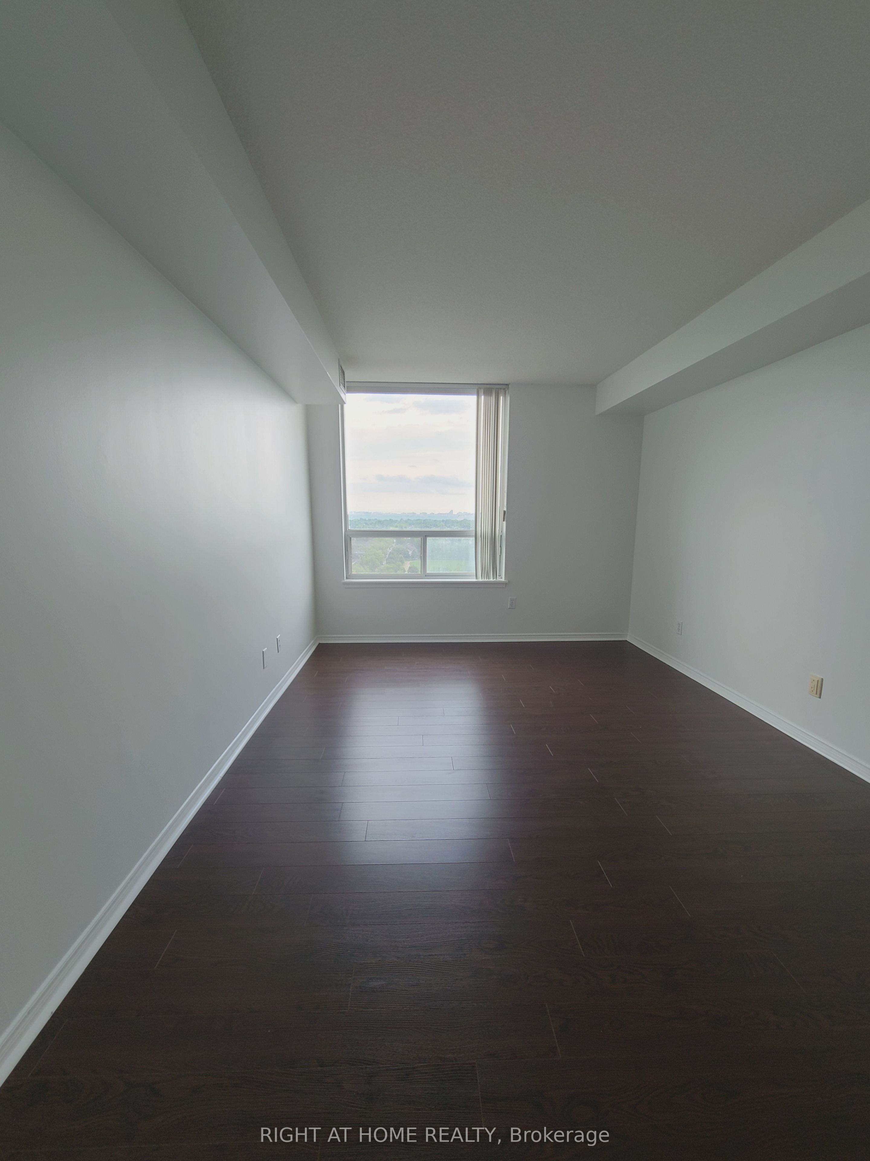 35 Empress Avenue 2002, Toronto, ON M2N 6T3 photo 5
