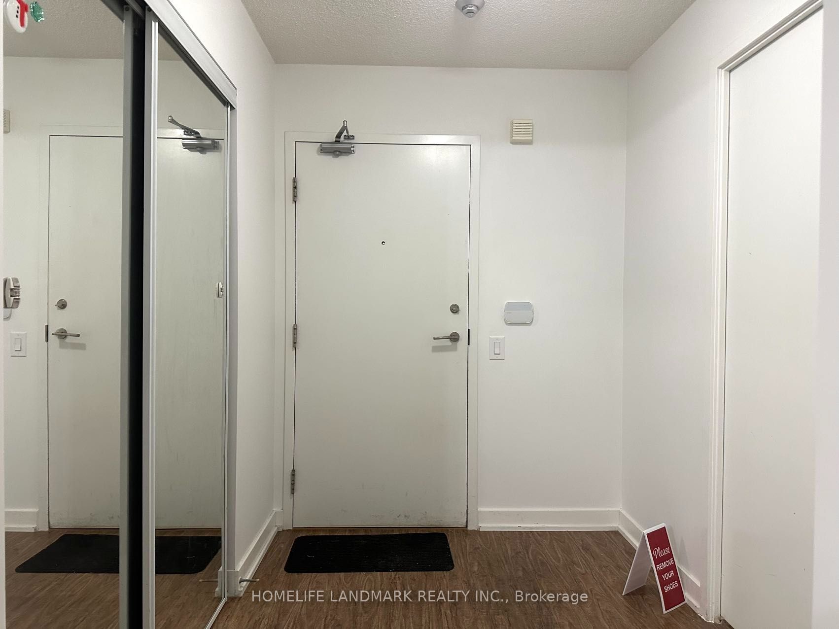 29 Singer Court 703, Toronto, ON M2K 0B3 photo 5