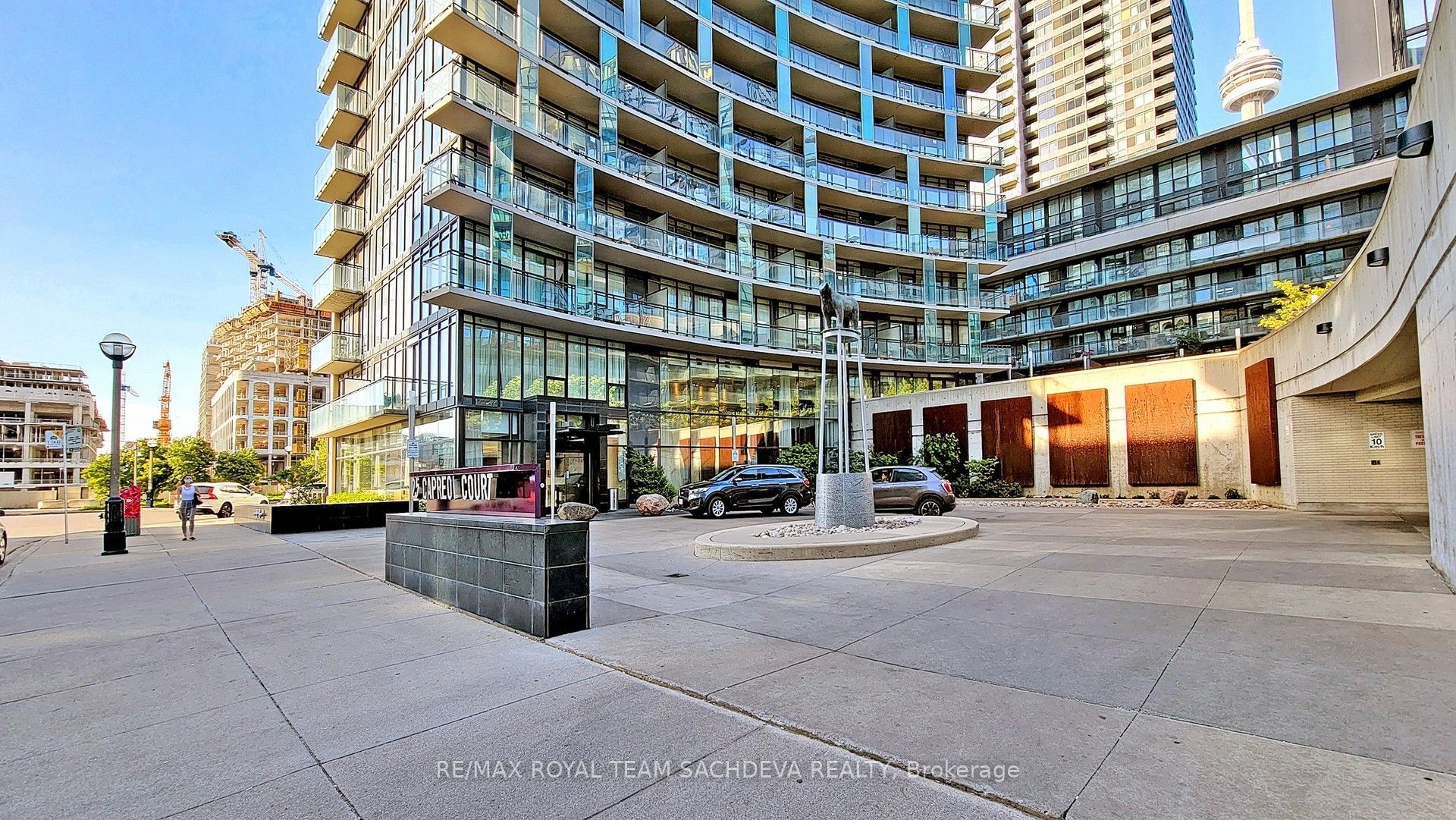 25 Capreol Court 3003, Toronto, ON M5V 3Z7
