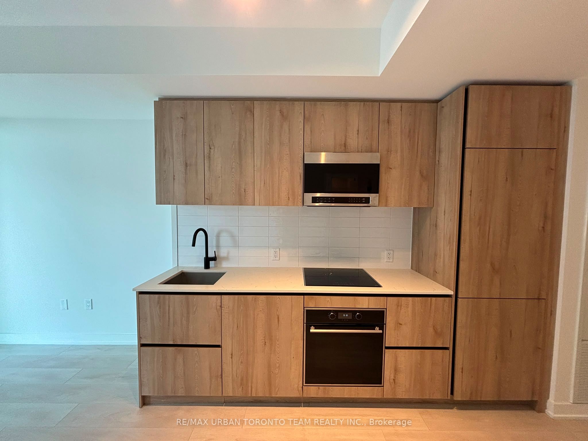 117 Broadway Avenue 3301, Toronto, ON M4P 1V3 photo 5