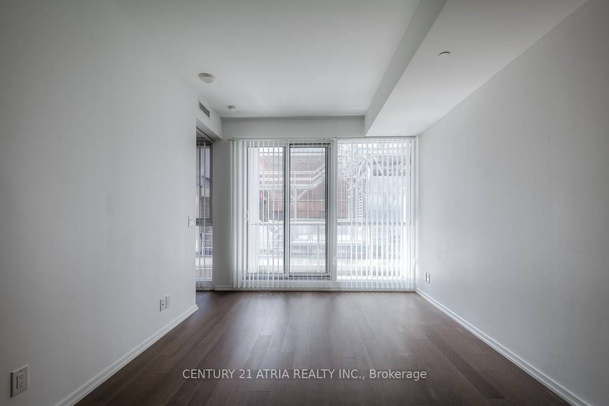 70 Temperance Street 2508, Toronto, ON M5H 0B1 photo 4