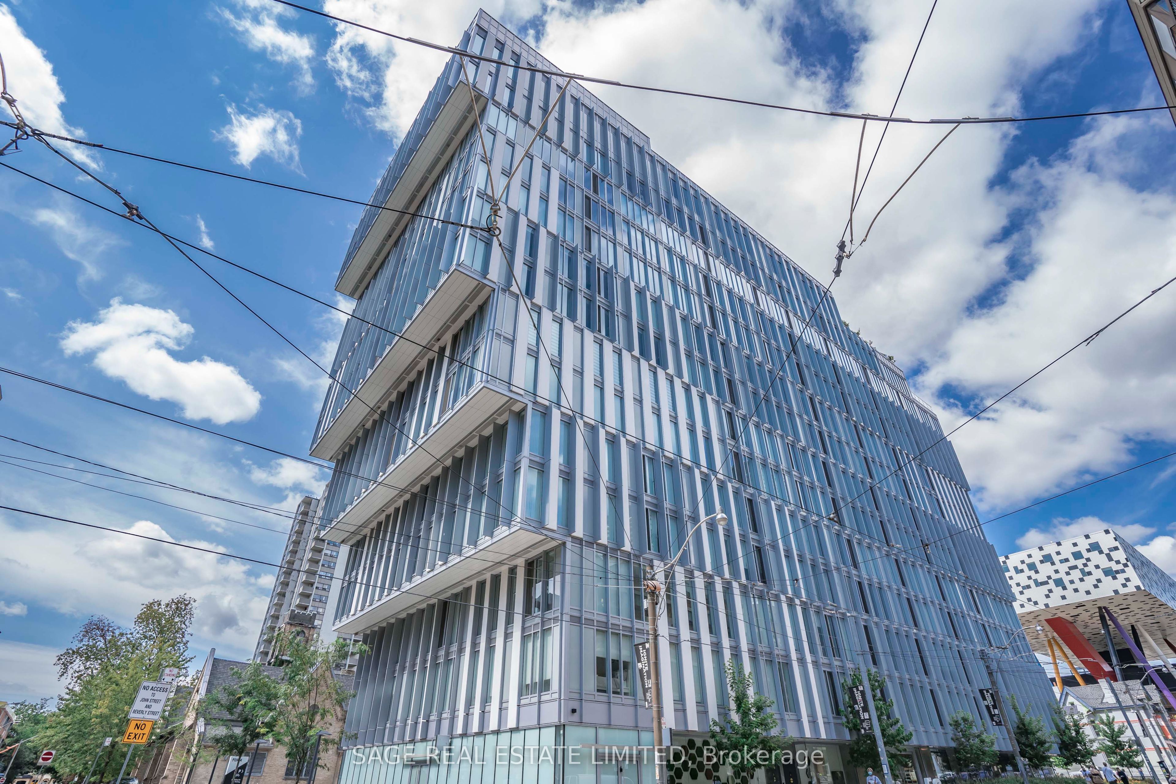 50 McCaul Street 1105, Toronto, ON M5T 0B6