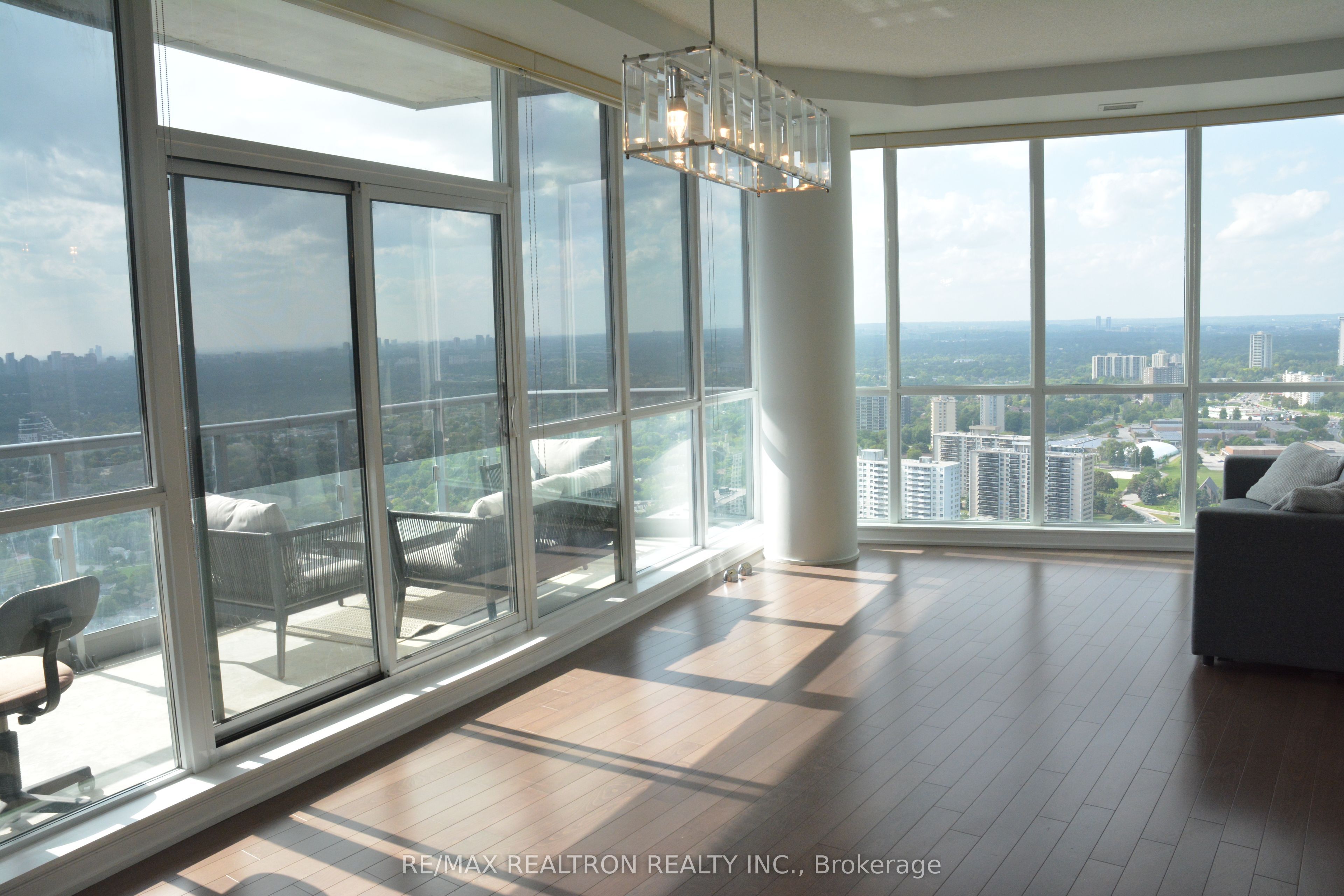 70 Forest Manor Road 3606, Toronto, ON M2J 0A9