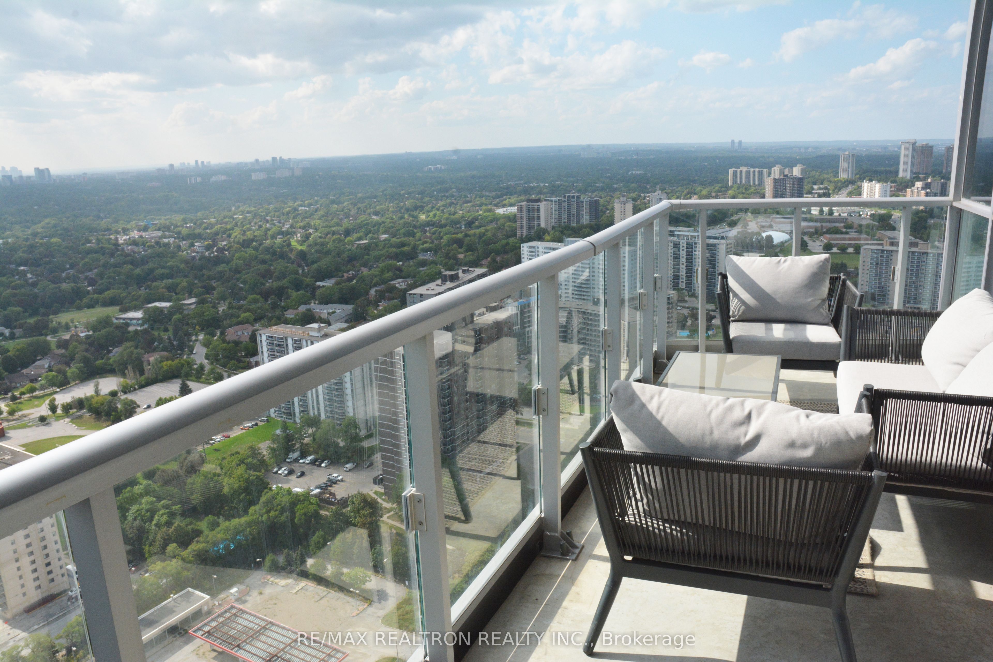 70 Forest Manor Road 3606, Toronto, ON M2J 0A9 photo 3
