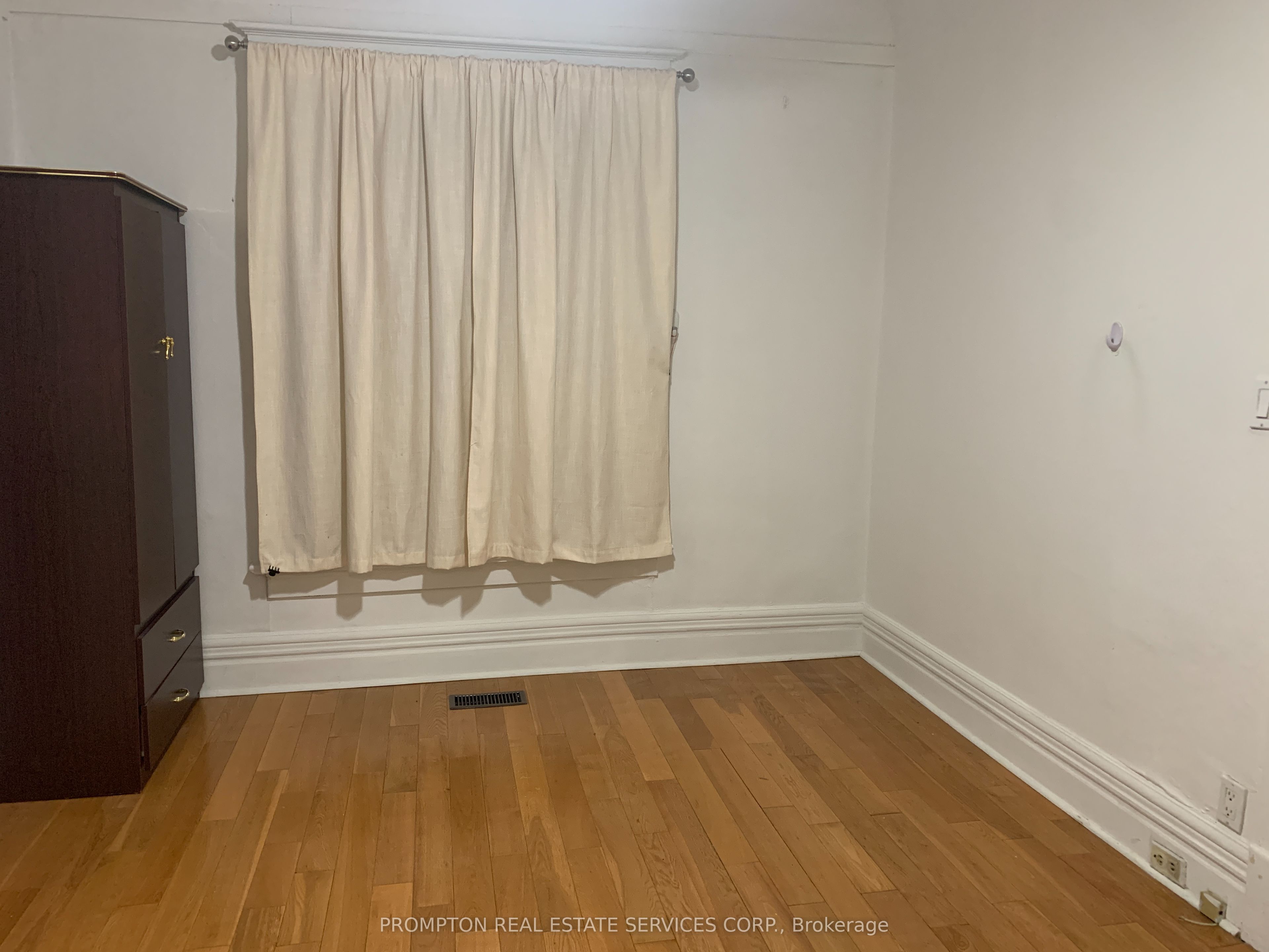 700 Dufferin Street, Toronto, ON M6K 2B7 photo 4