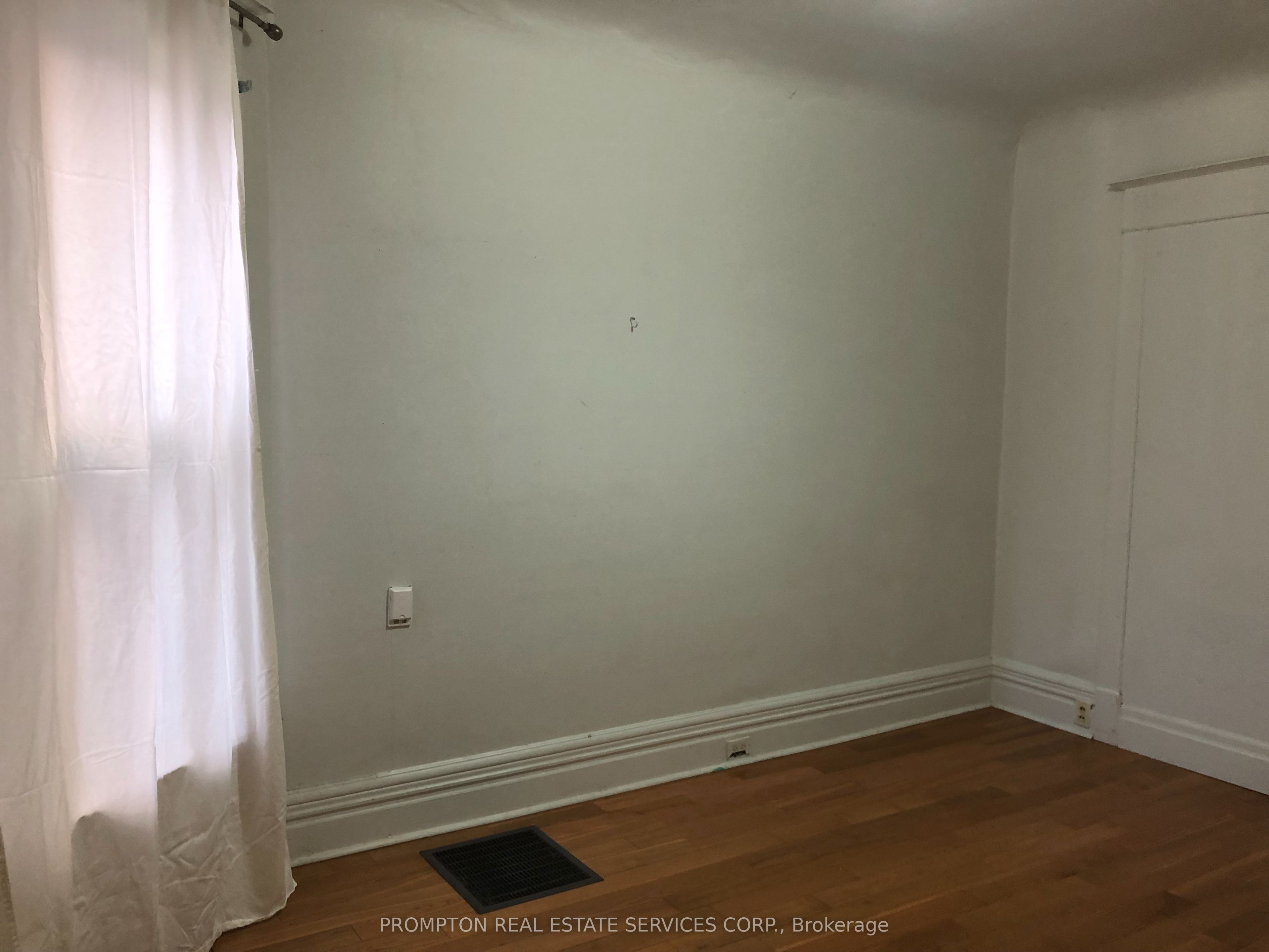 700 Dufferin Street, Toronto, ON M6K 2B7 photo 5