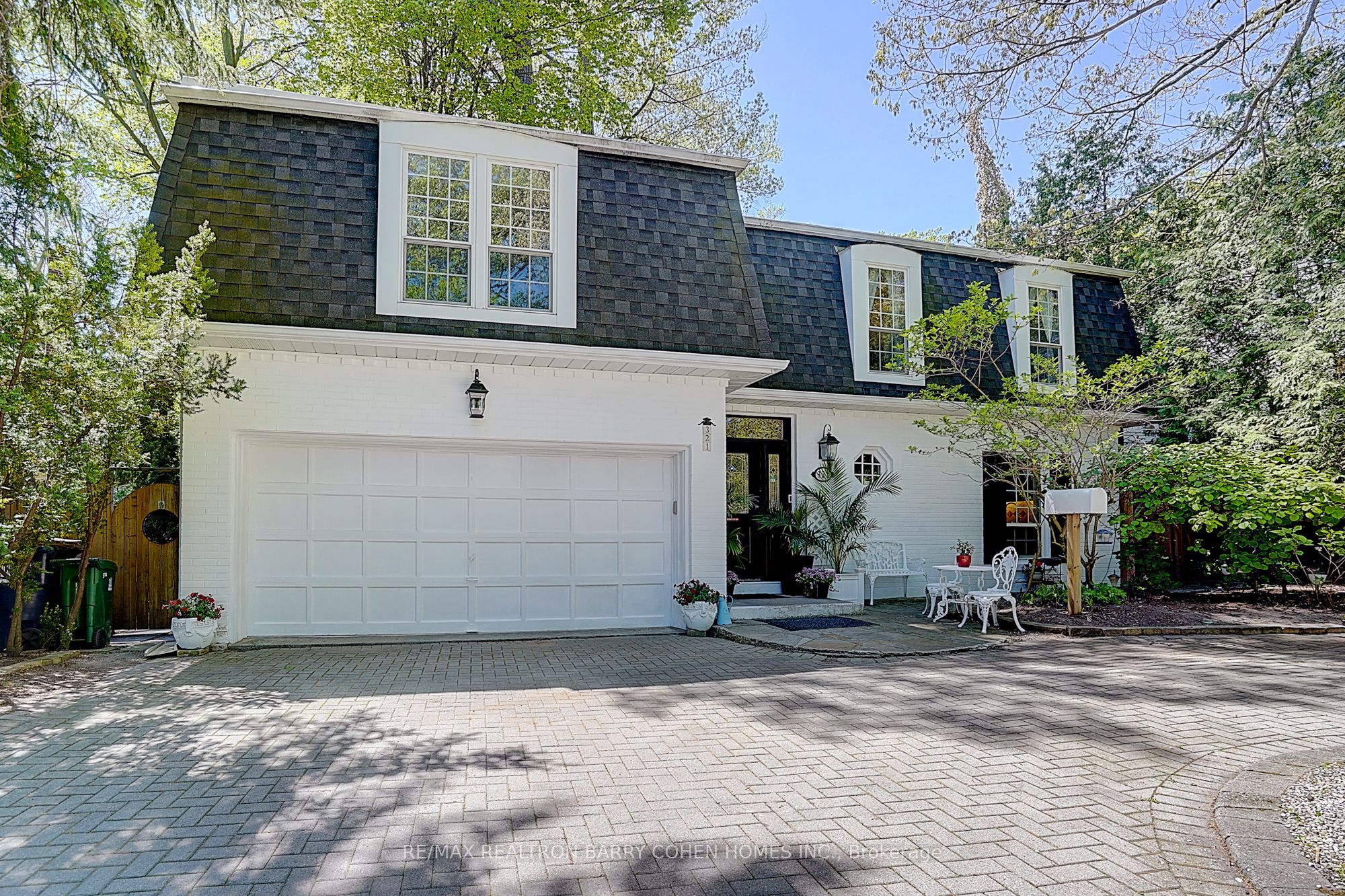 321 Lawrence Avenue E, Toronto, ON M4N 1T8 photo 4