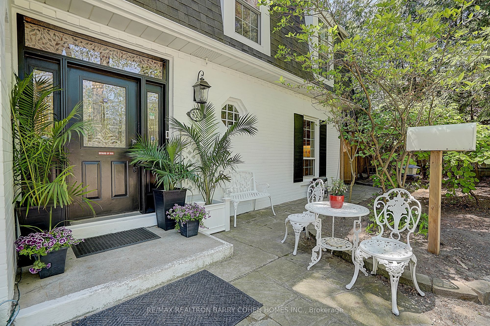 321 Lawrence Avenue E, Toronto, ON M4N 1T8 photo 5