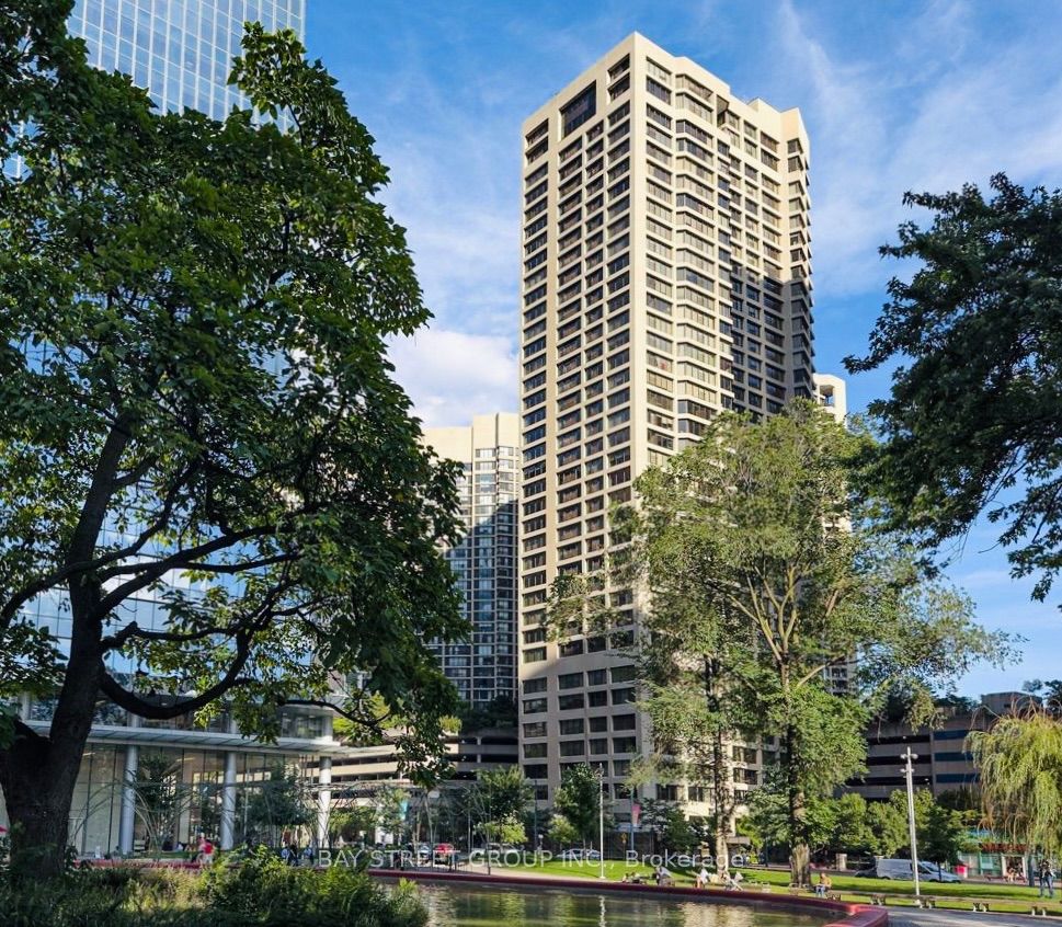 55 Harbour Square 606, Toronto, ON M5J 2L1
