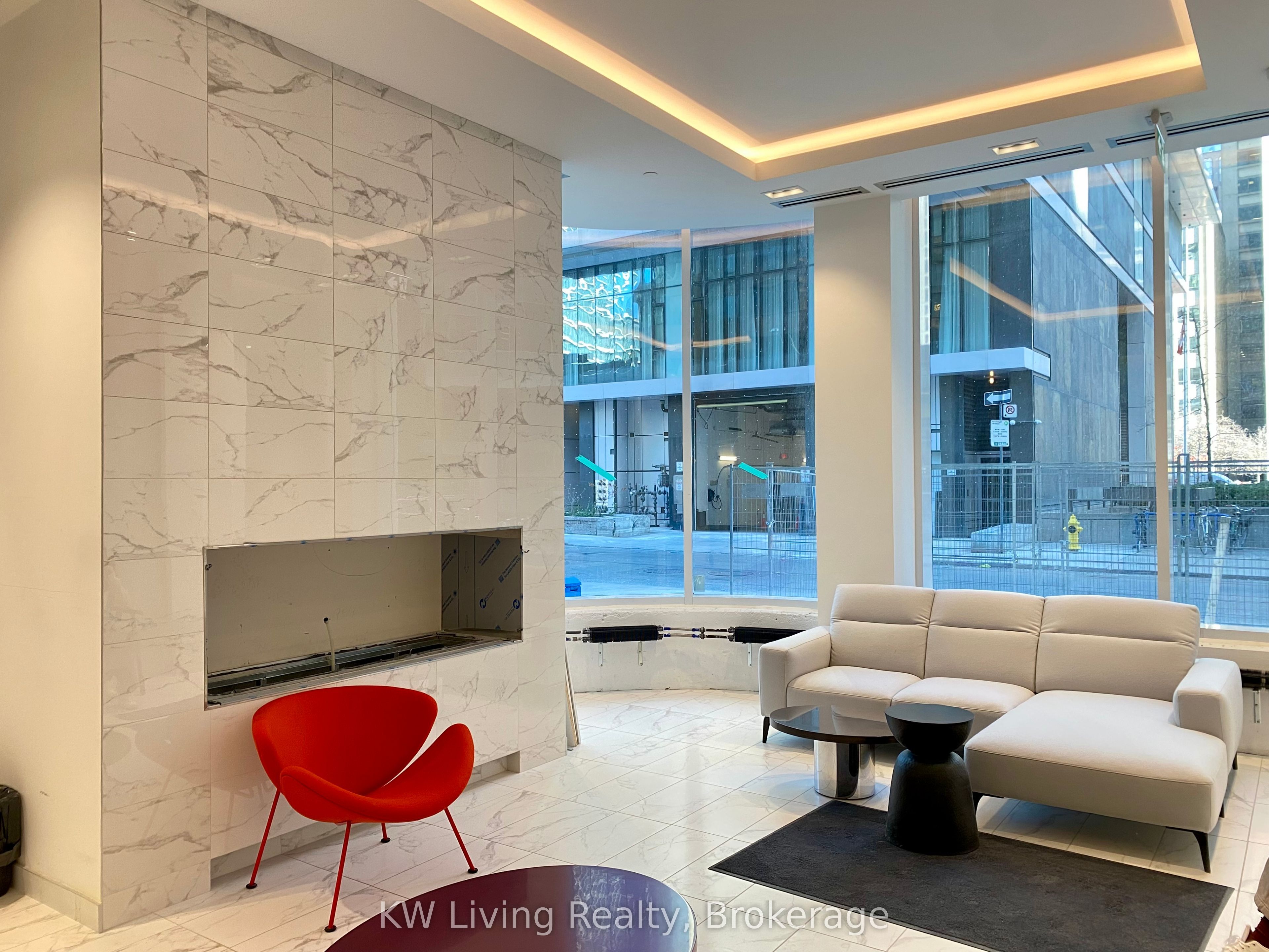 238 Simcoe Street 2908, Toronto, ON M5T 0B8 photo 3