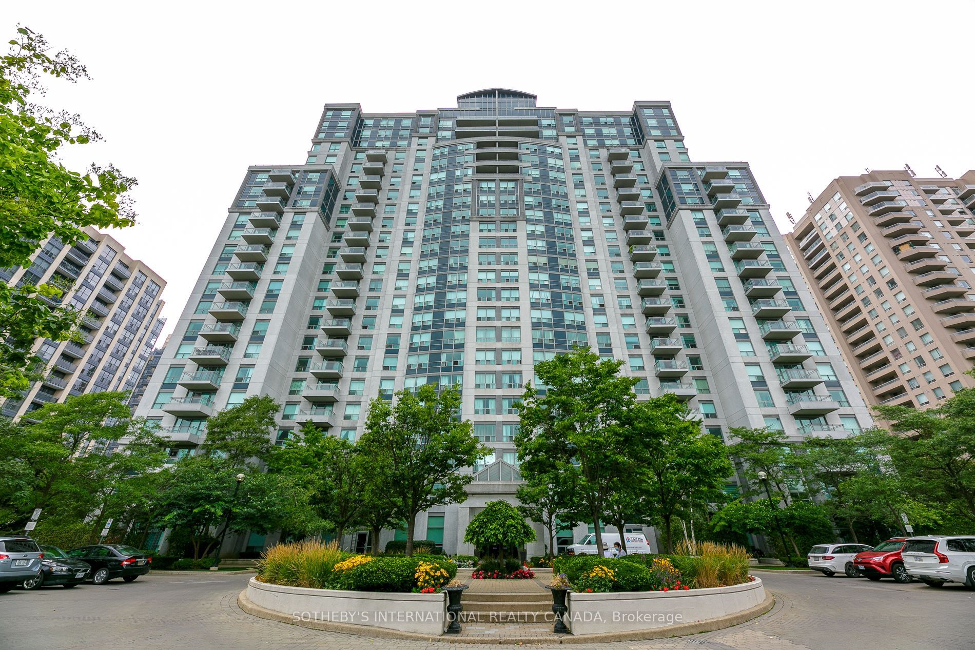 188 Doris Avenue 214, Toronto, ON M2N 6Z5