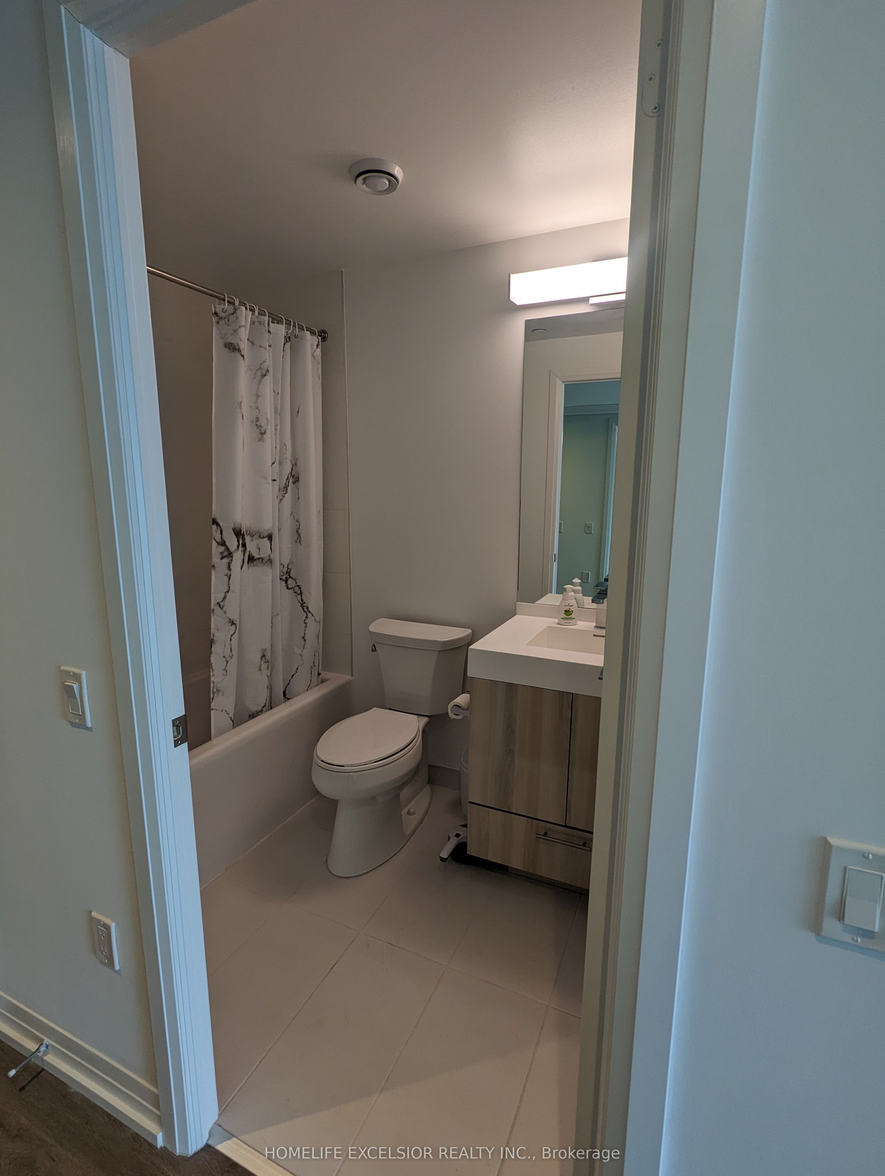 251 Jarvis Street 2511, Toronto, ON M5B 0C3 photo 5