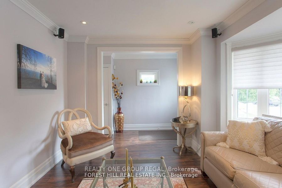 136 Hollywood Avenue N, Toronto, ON M2N 3K3 photo 4
