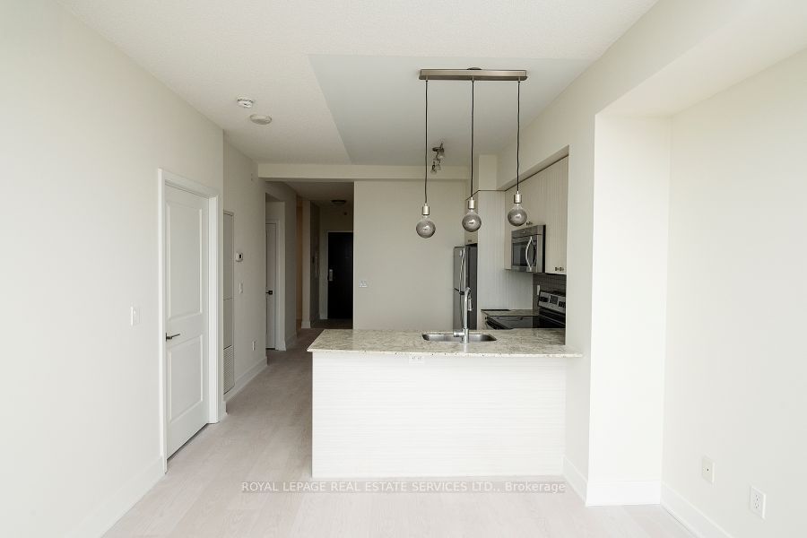 88 Sheppard Avenue E 2008, Toronto, ON M2N 6Y2 photo 5