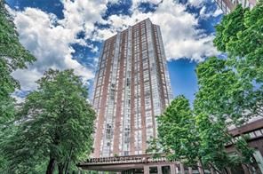 7 Concorde Place 511, Toronto, ON M3C 3N4