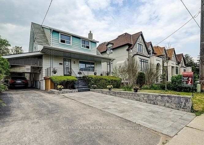 8 Farrell Avenue, Toronto, ON M2R 1C8 photo 2