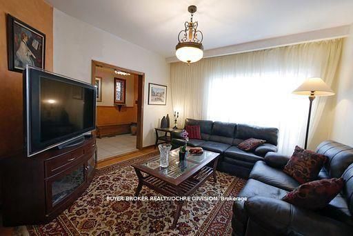 244 Rushton Road, Toronto, ON M6G 3J5 photo 3
