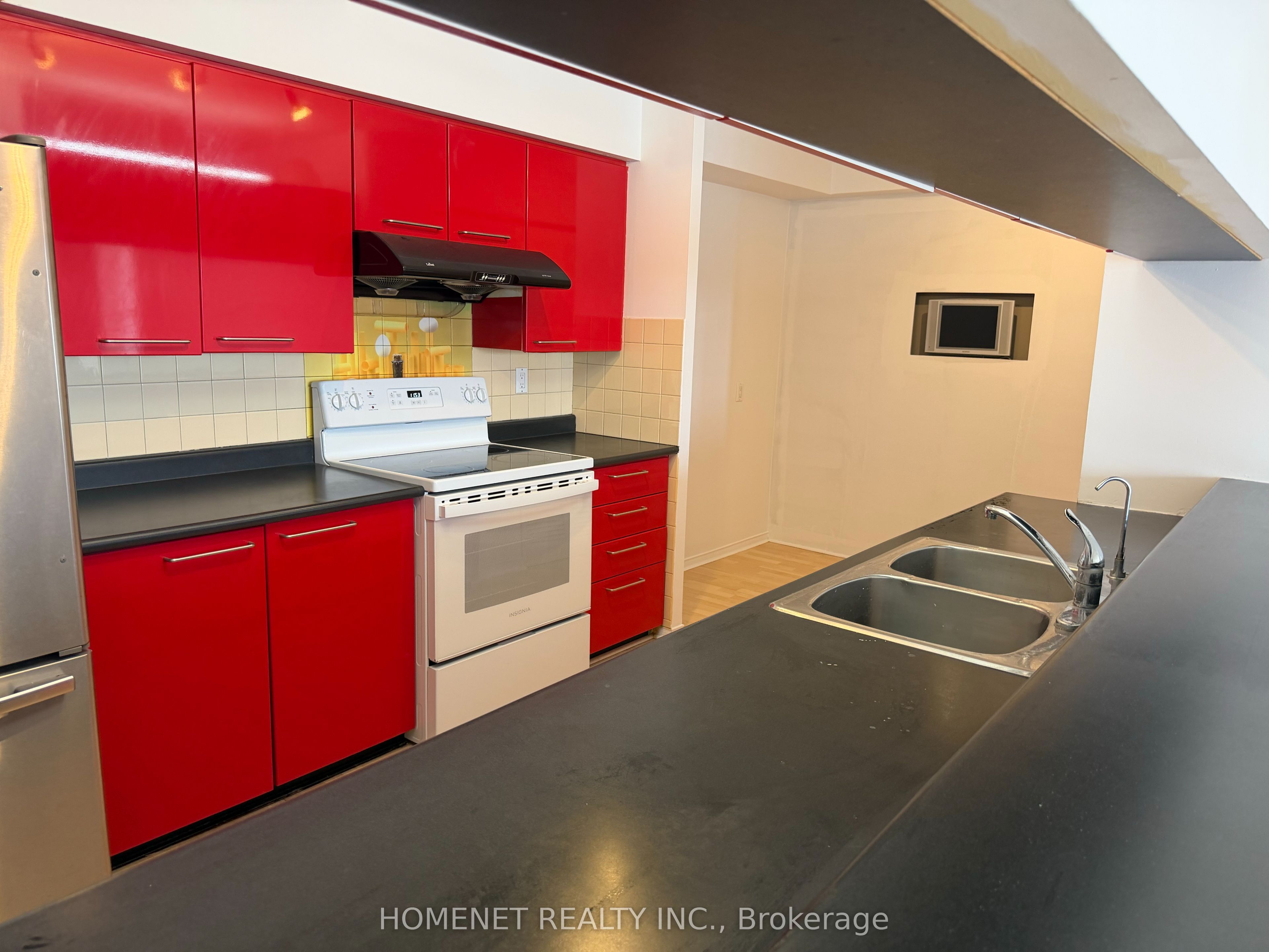 100 Upper Madison Avenue 2306, Toronto, ON M2N 6M4 photo 2